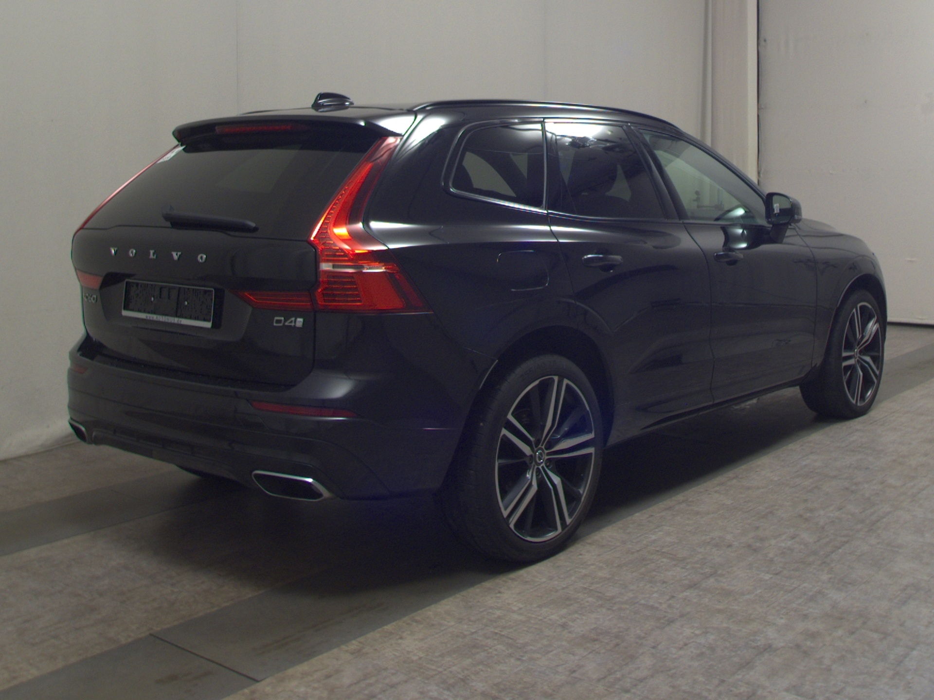 Volvo XC60 D4 R-Design T-Leder Navi LED Pano HuD H-K 4