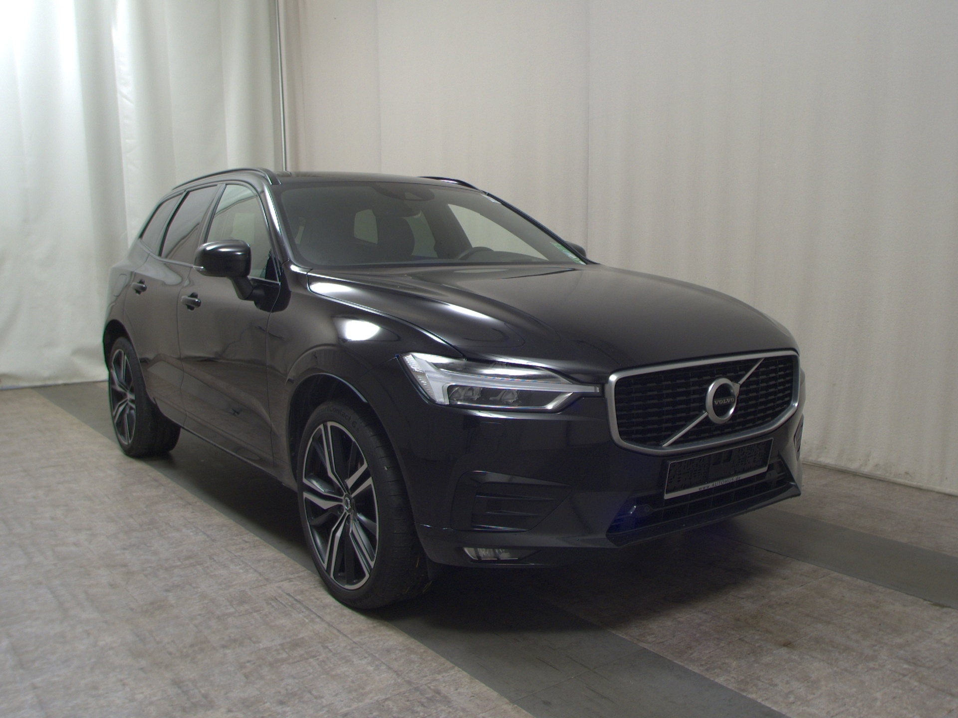 Volvo XC60 D4 R-Design T-Leder Navi LED Pano HuD H-K 3