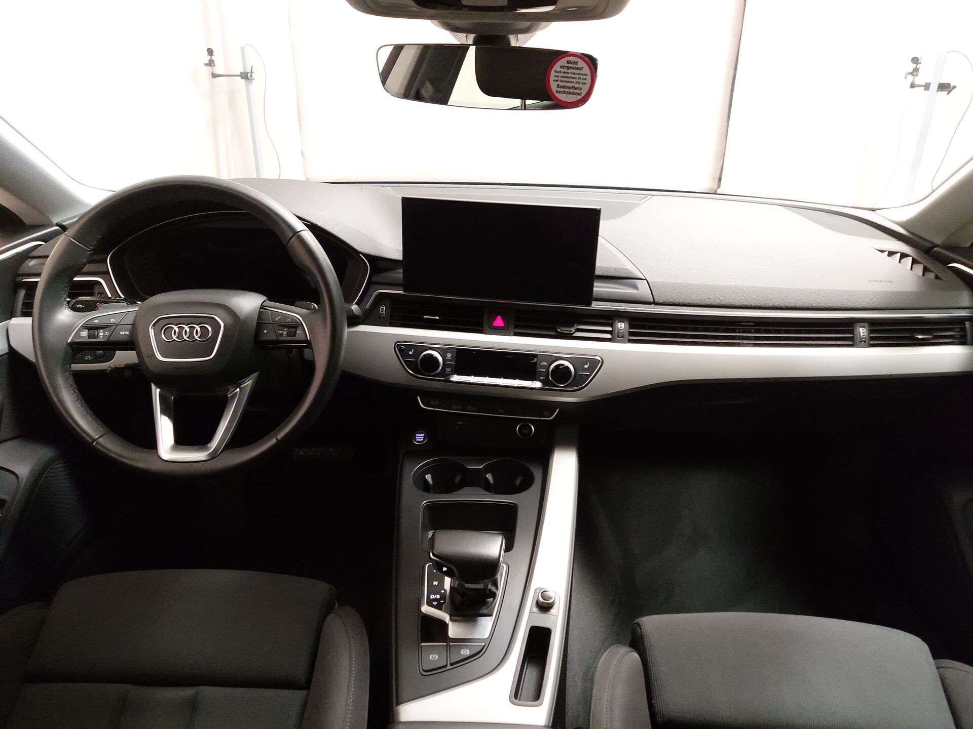 Audi A5 40 TFSI advanced Navi Matrix vc Shz 12