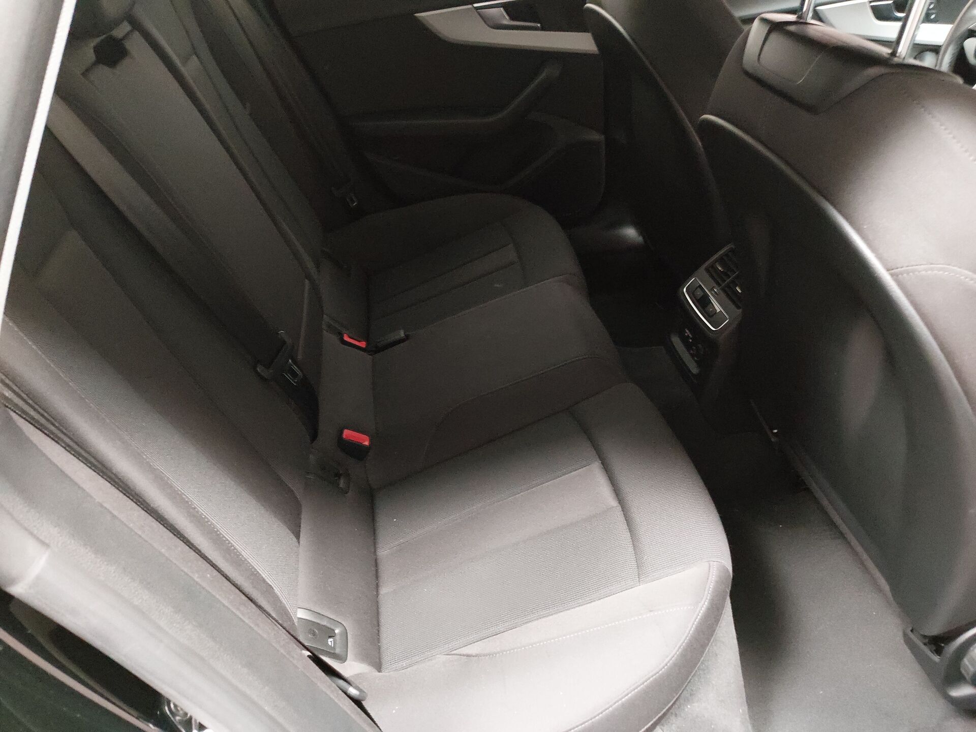 Audi A5 40 TFSI advanced Navi Matrix vc Shz 13