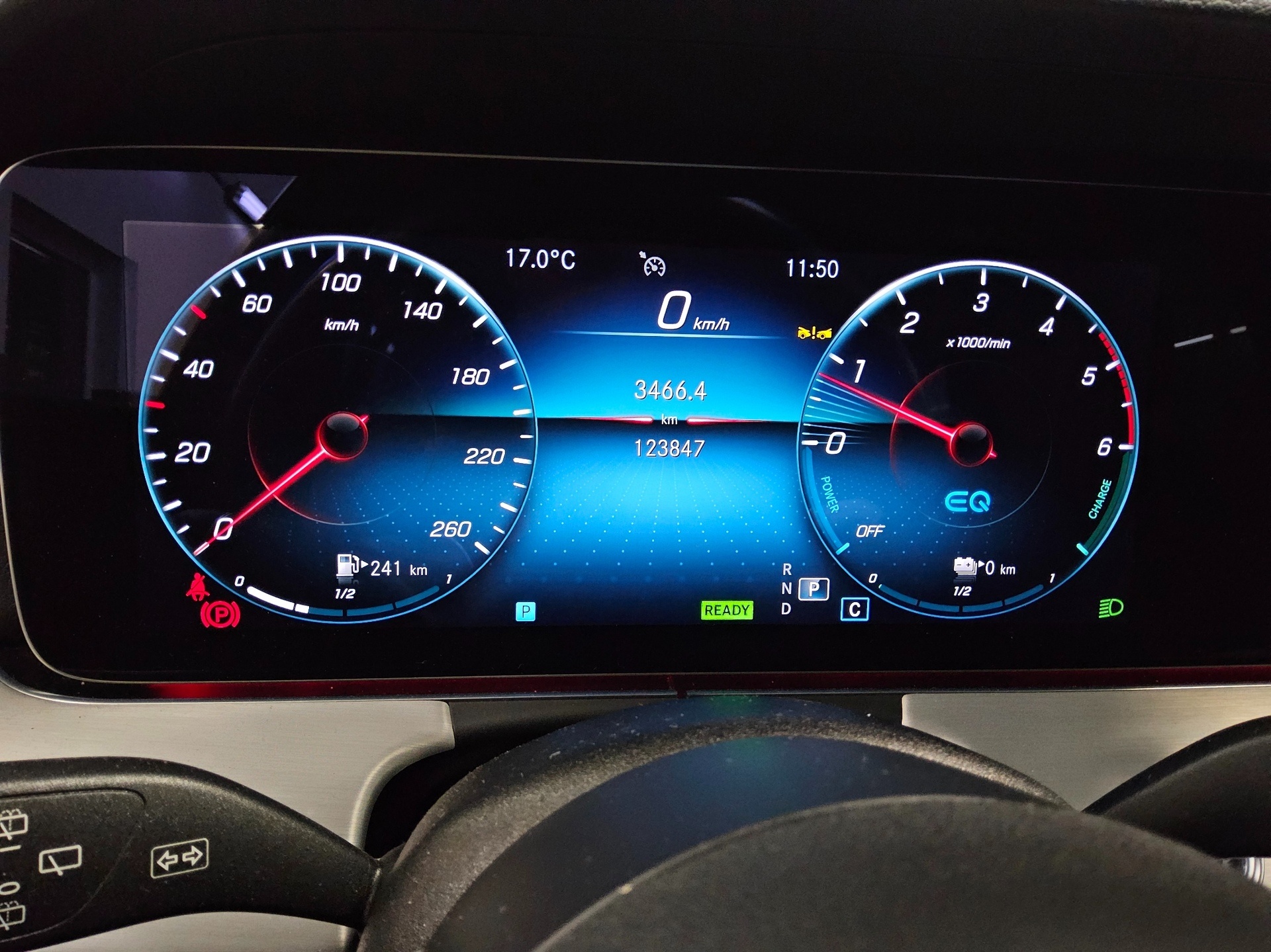 Mercedes-Benz E 300 T de Avantgarde T-Leder Navi LED Wide RfK 8