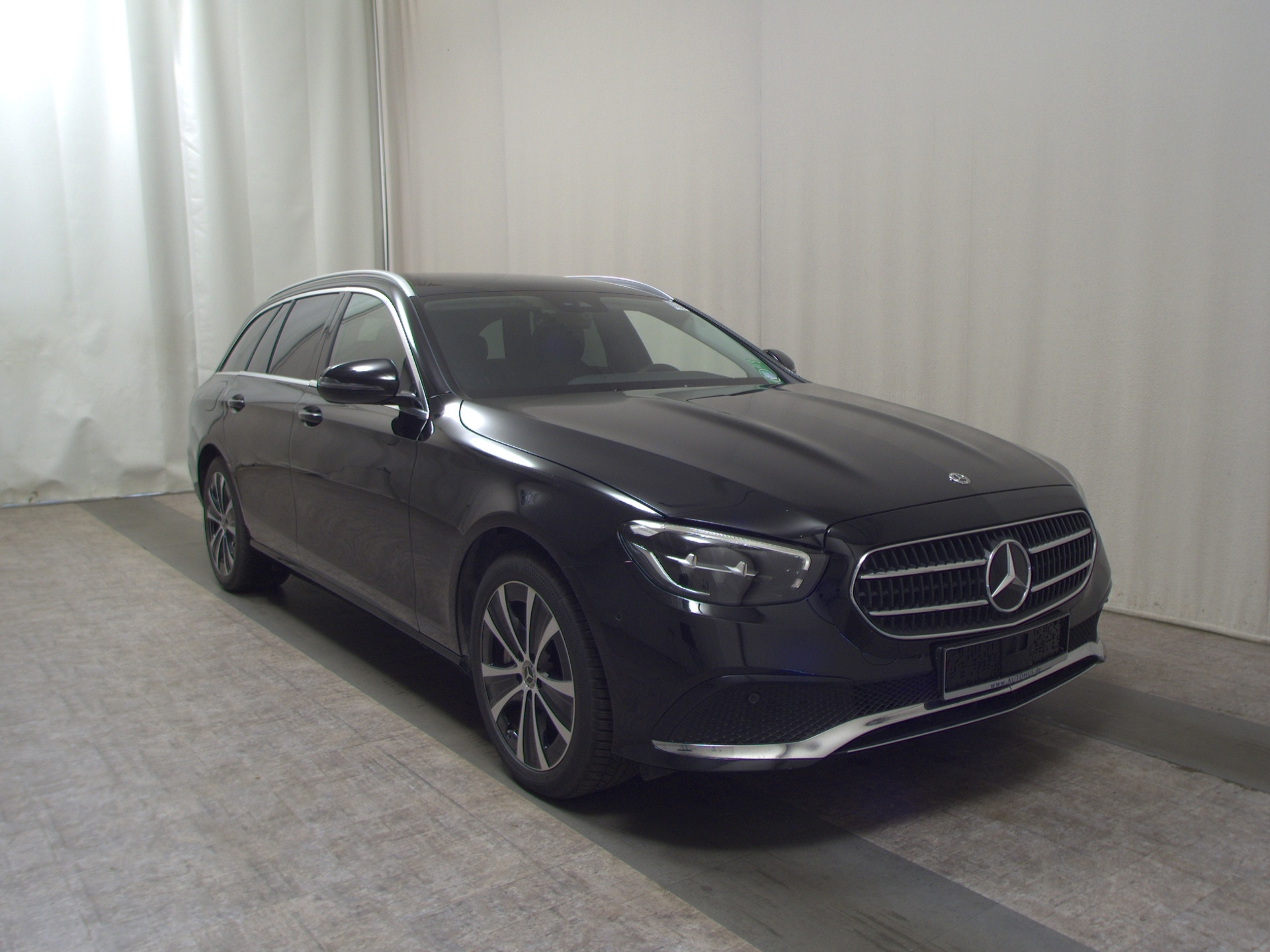 Mercedes-Benz E 300 T de Avantgarde T-Leder Navi LED Wide RfK 3