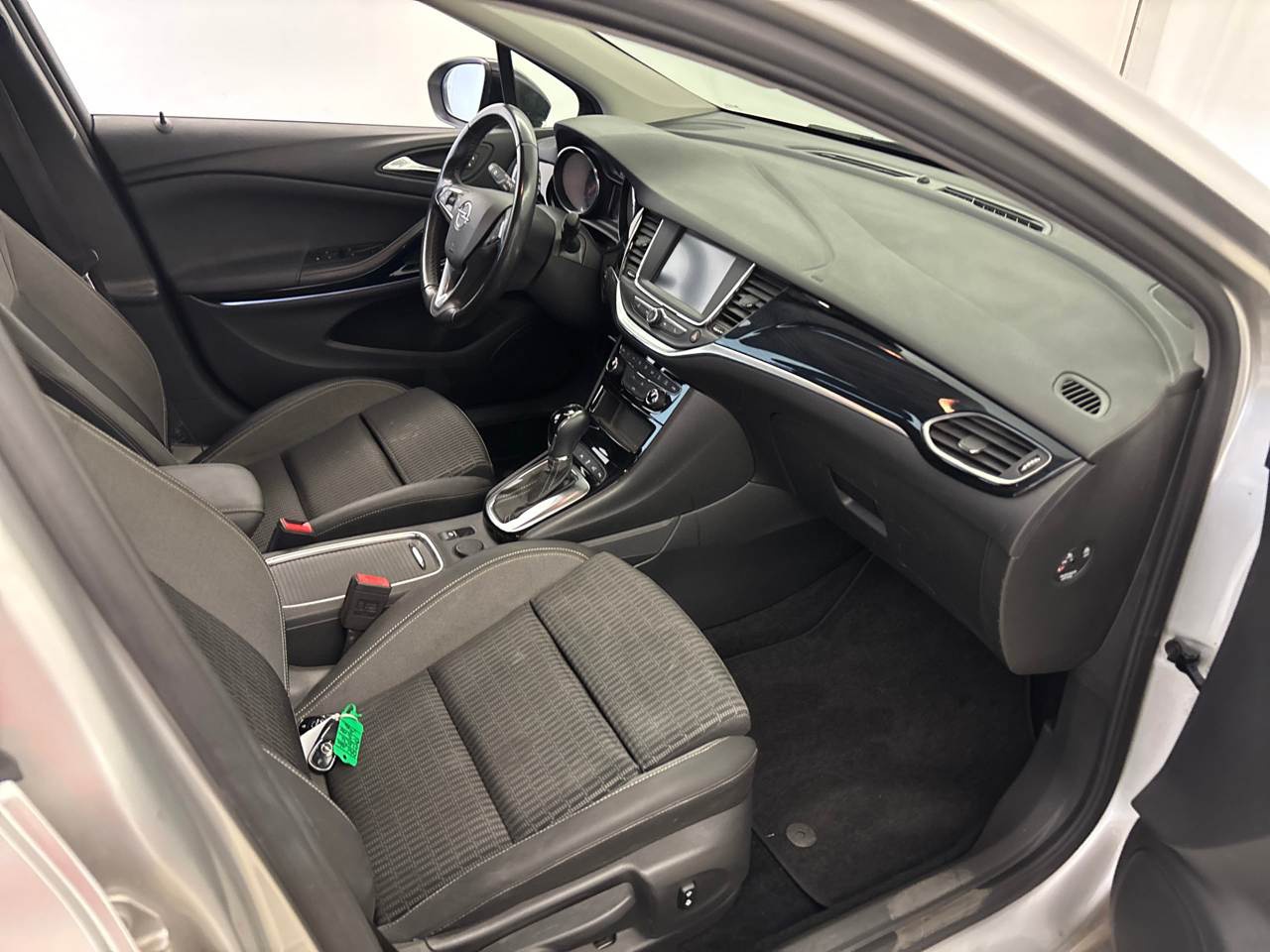 Opel Astra ST 1.5 D Elegance NAVI LED AHK 6