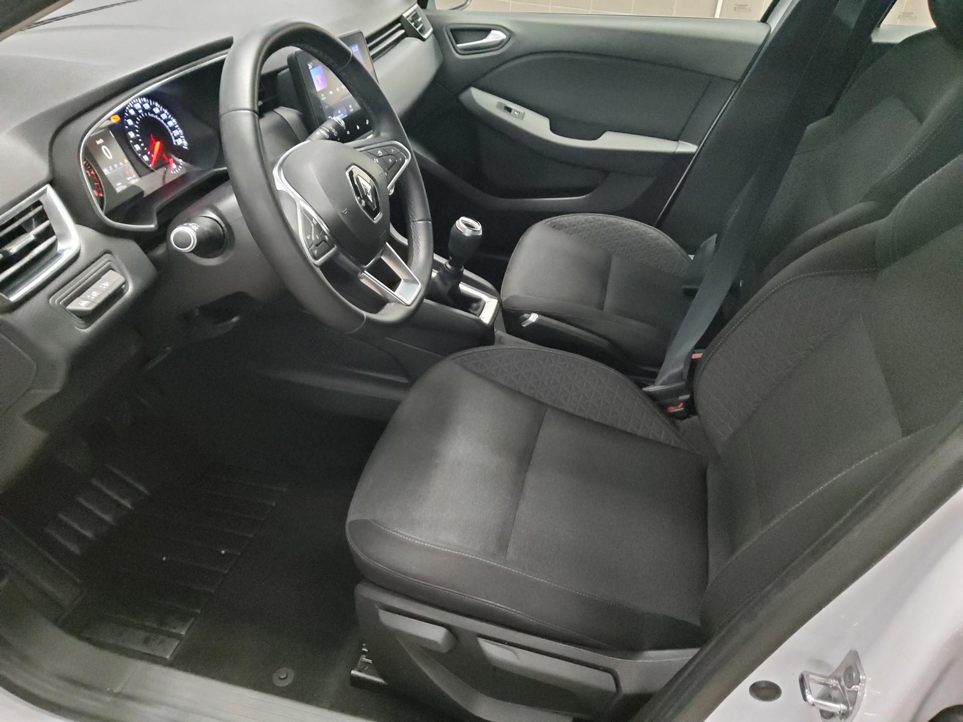 Renault Clio 1.0 Experience DAB+ Shz Klima LED 8