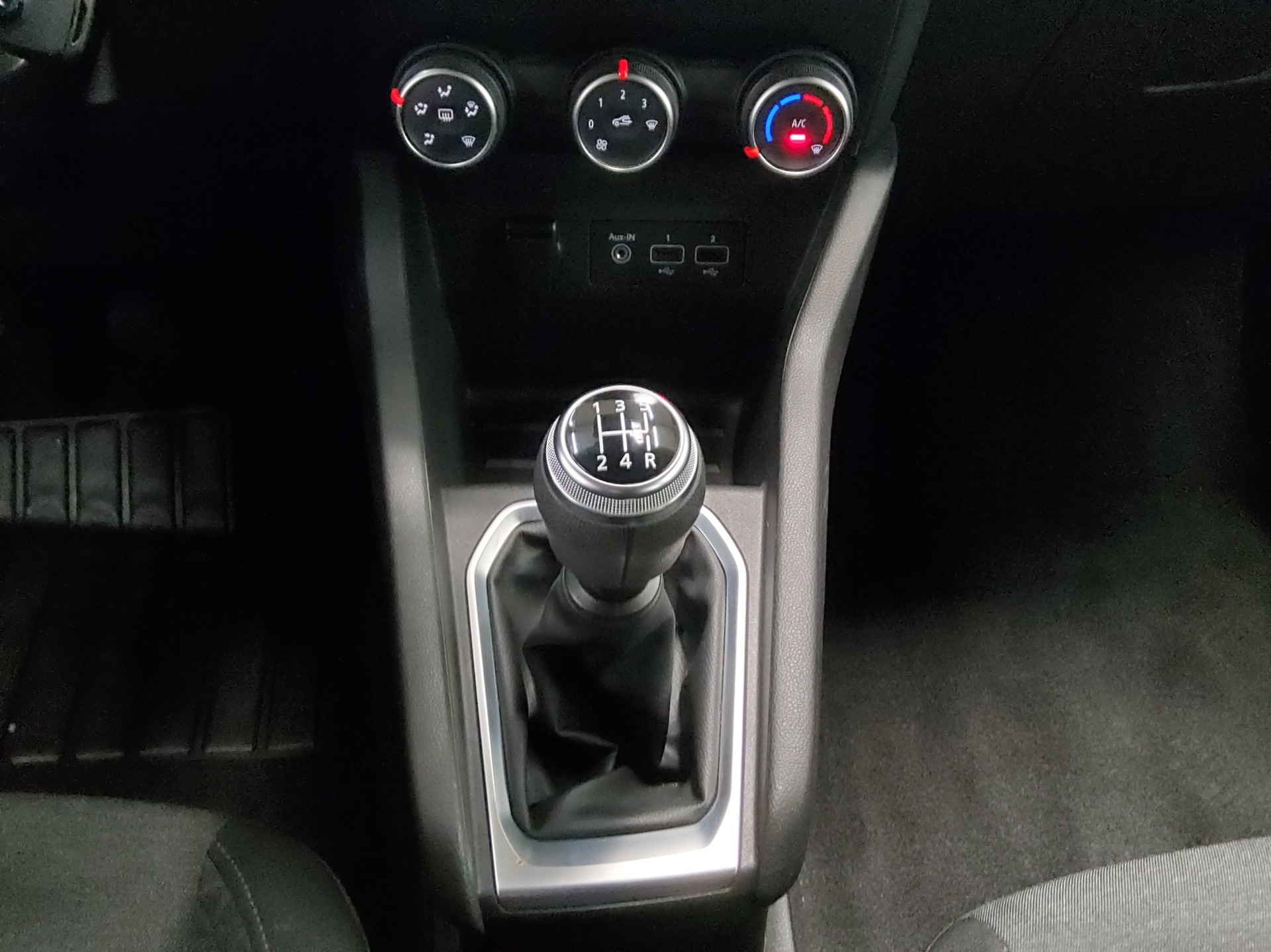 Renault Clio 1.0 Experience DAB+ Shz Klima LED 6