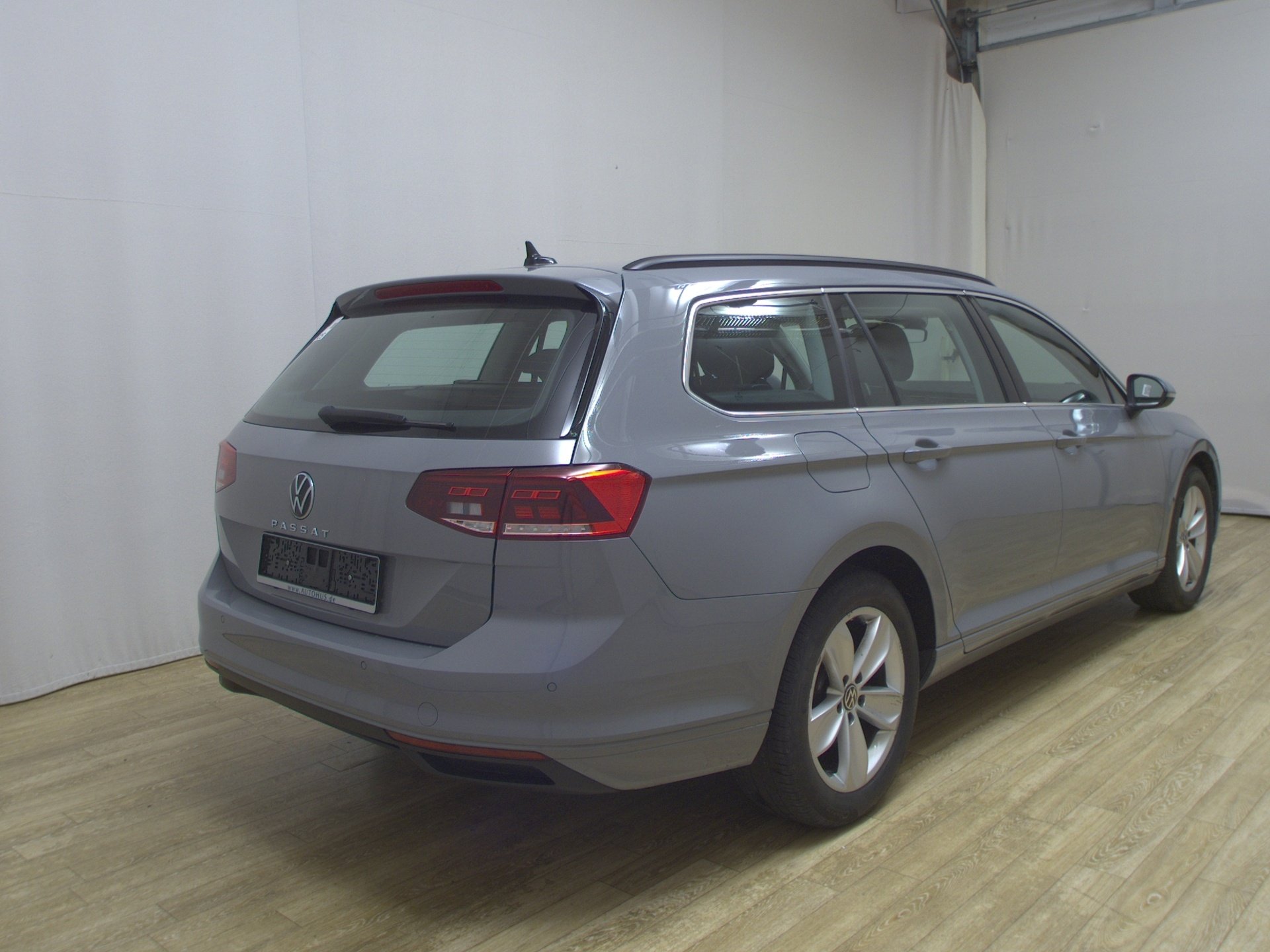 Volkswagen Passat Var. 2.0 TDI Business Navi LED Shz RFK 4