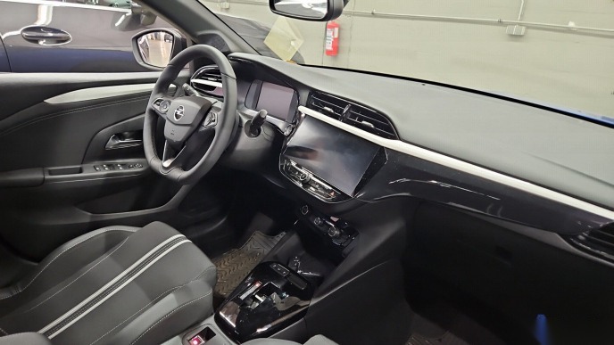 Opel Corsa 1.2 GS Line Navi LED Shz T-Leder RFK 6