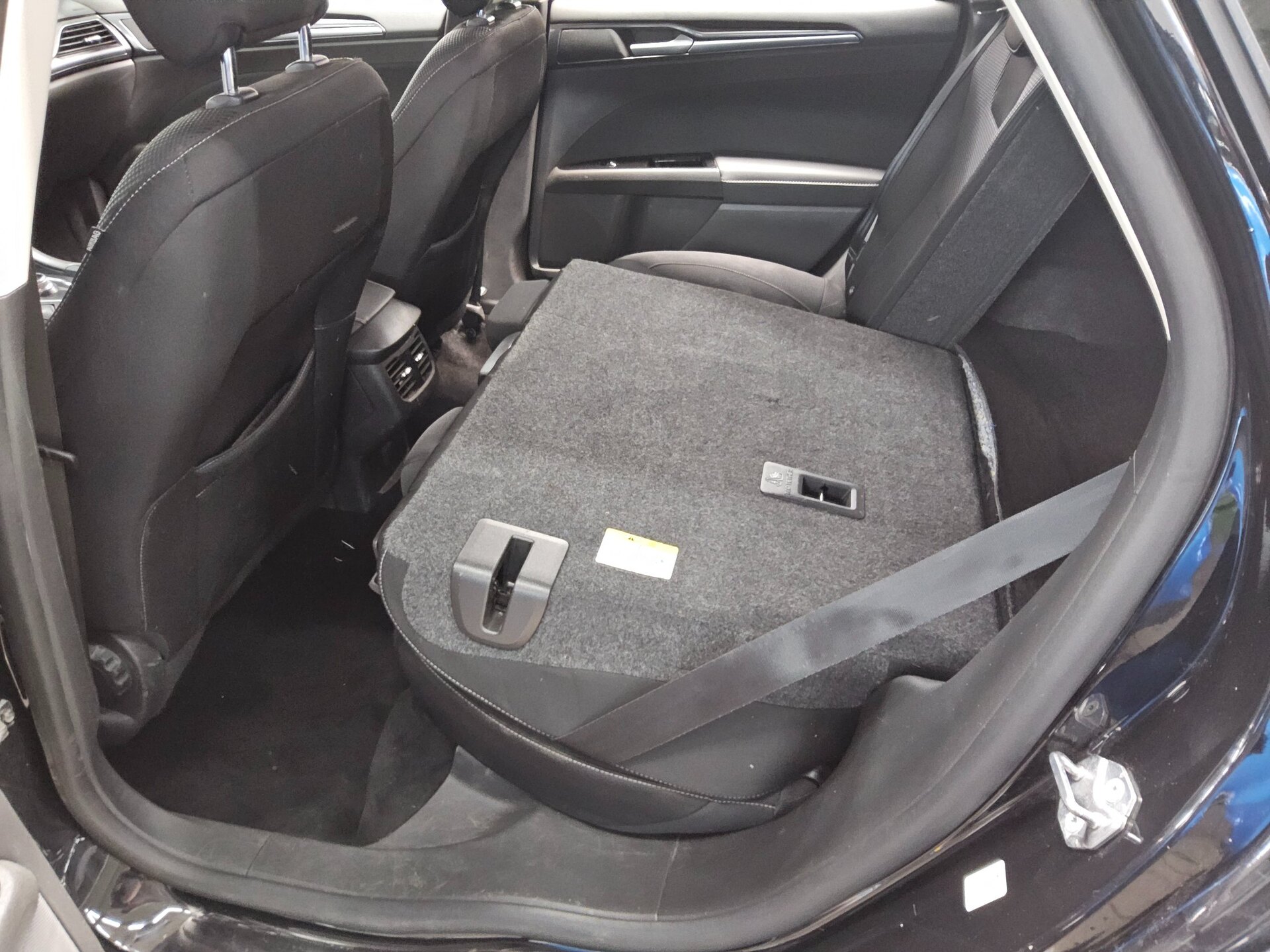 Ford Mondeo 2.0 EB Titanium -Getriebeschaden- 13