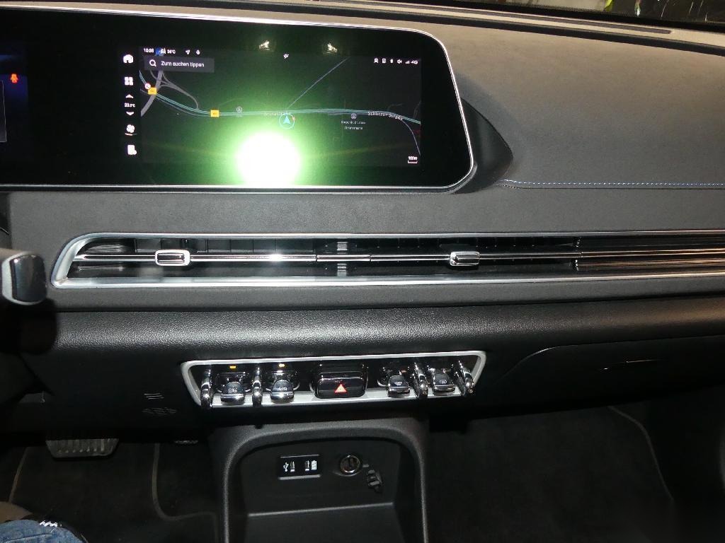 ORA Funky Cat NAVI KLIMAAUT LED KAMERA ACC 7
