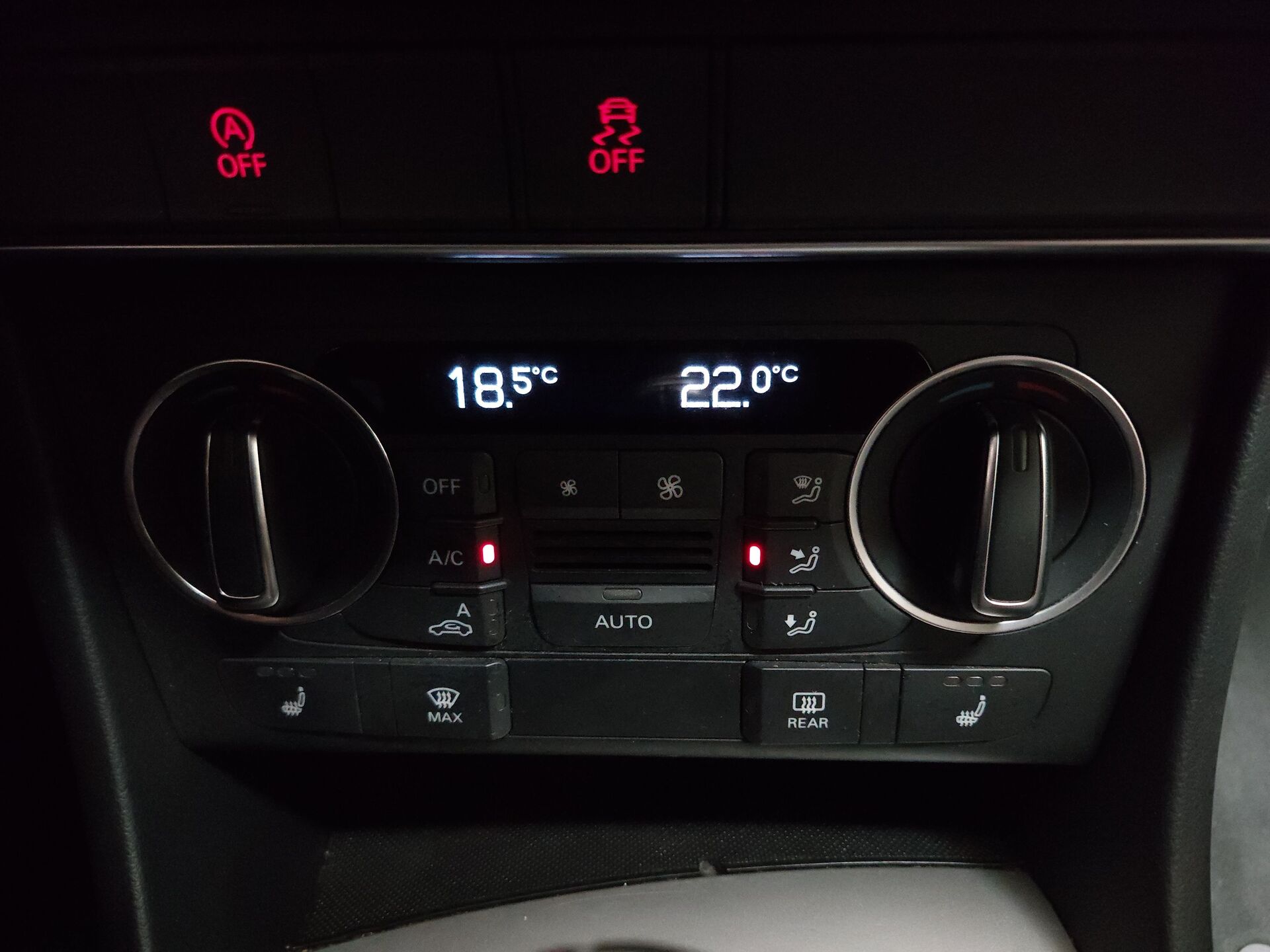 Audi Q3 1.4 TFSI NAVI KLIMAAUT XENON TEMPO MFL 20