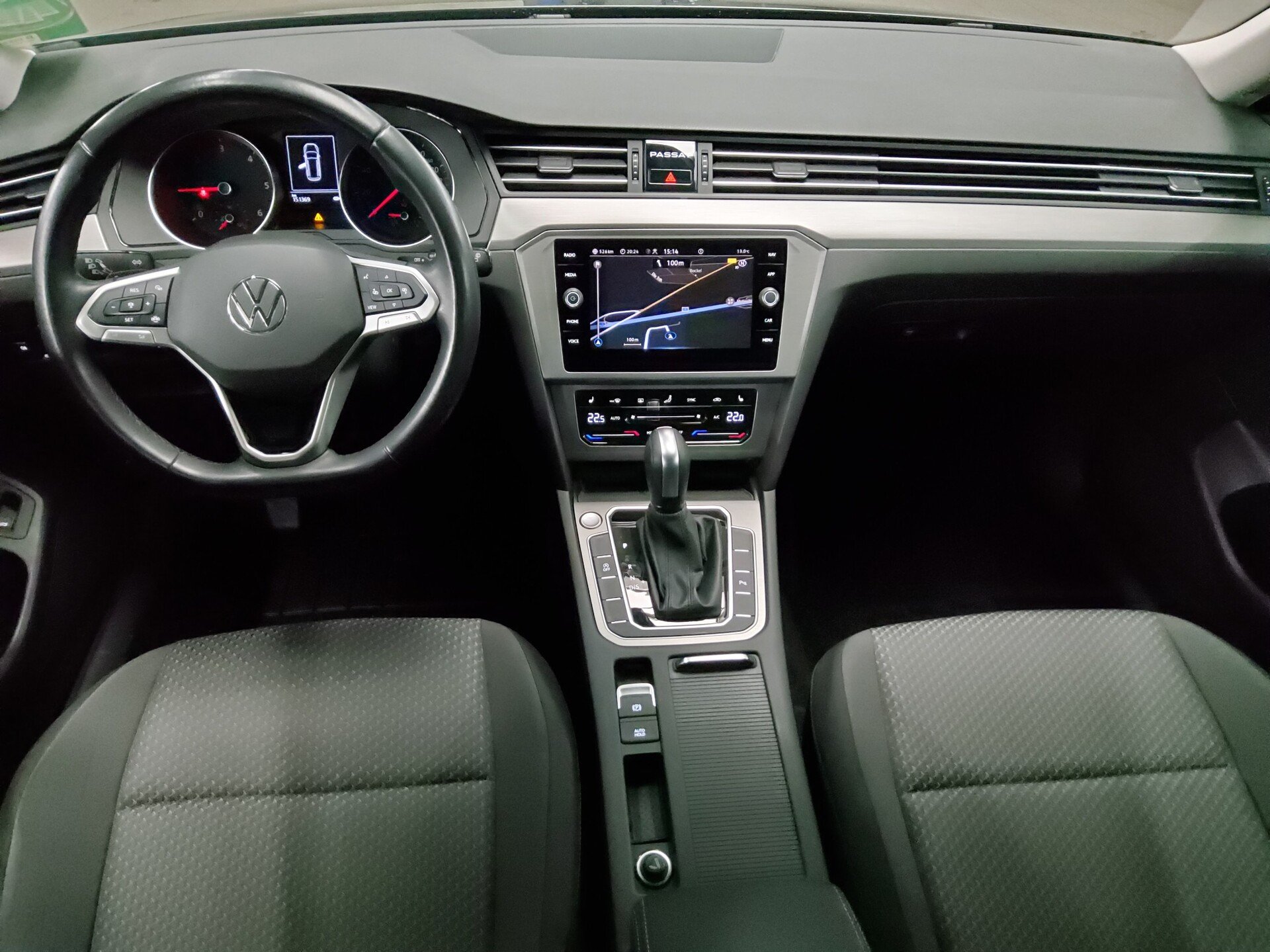Volkswagen Passat Var. 2.0 TDI Navi LED RfK ACC Shz PDC BT 5