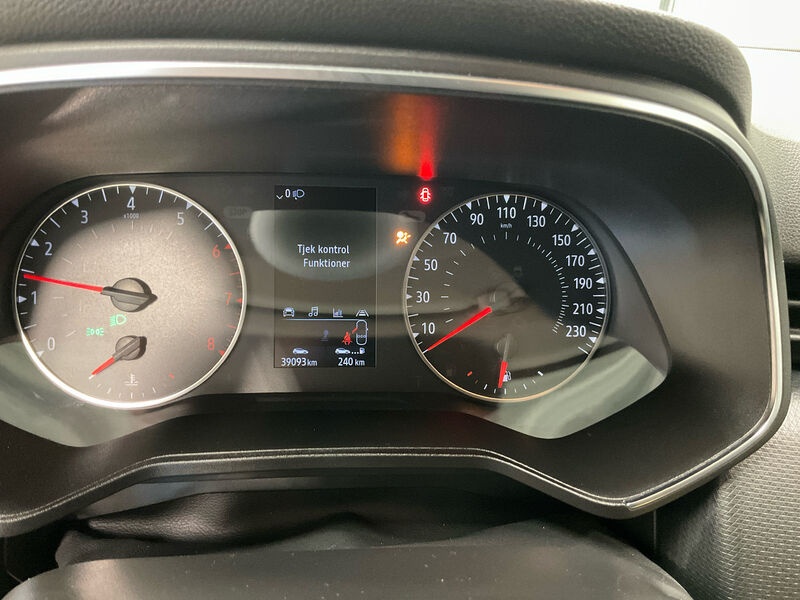 Renault Clio 0.9 TCe 100 Navi LED 7