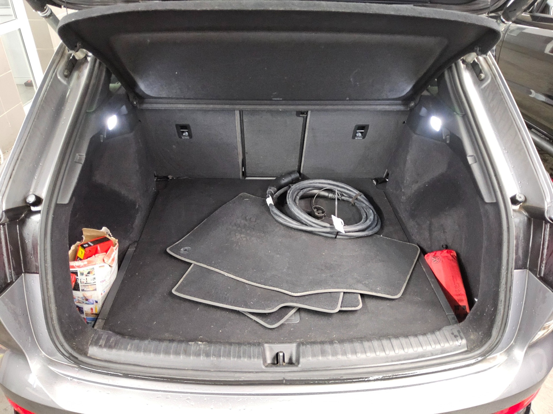 Audi Q4 e-tron 40 Leder Navi LED vc+ Pano HuD RfK ACC 12
