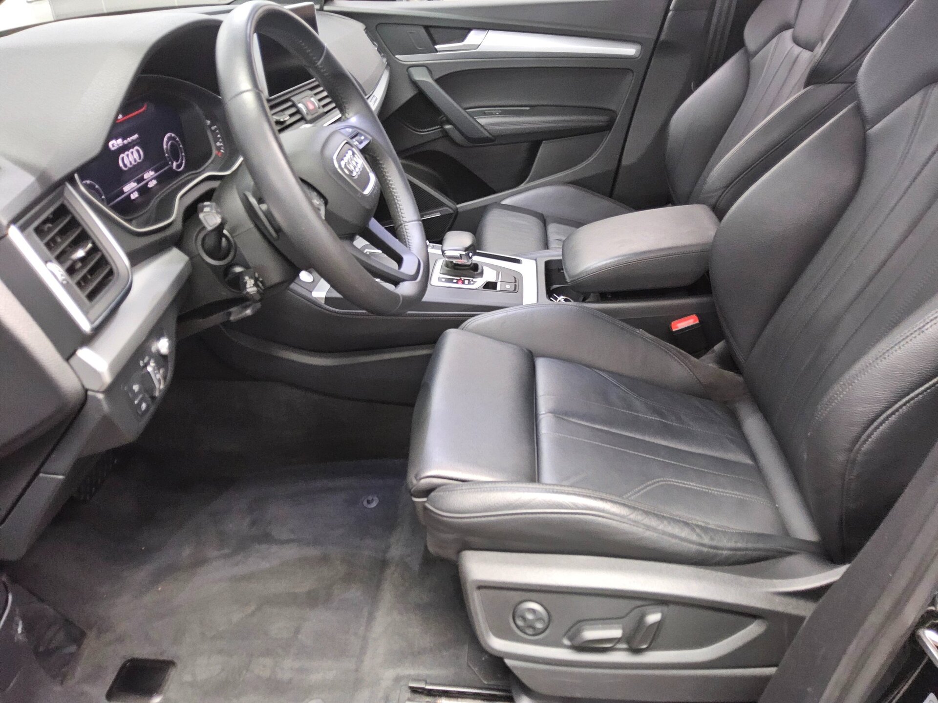 Audi Q5 55 TFSI e Qu. S-Line Navi Matrix Virtual Pano 9