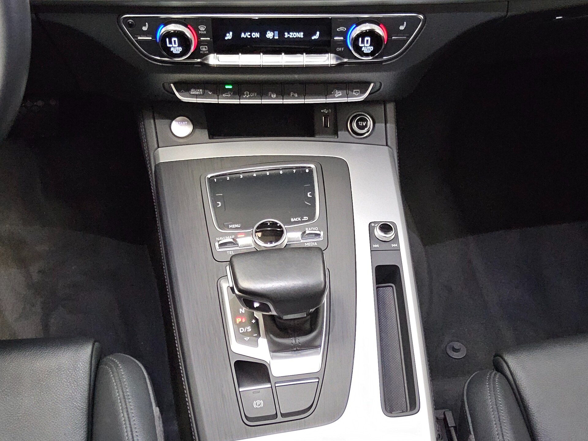 Audi Q5 55 TFSI e Qu. S-Line Navi Matrix Virtual Pano 6