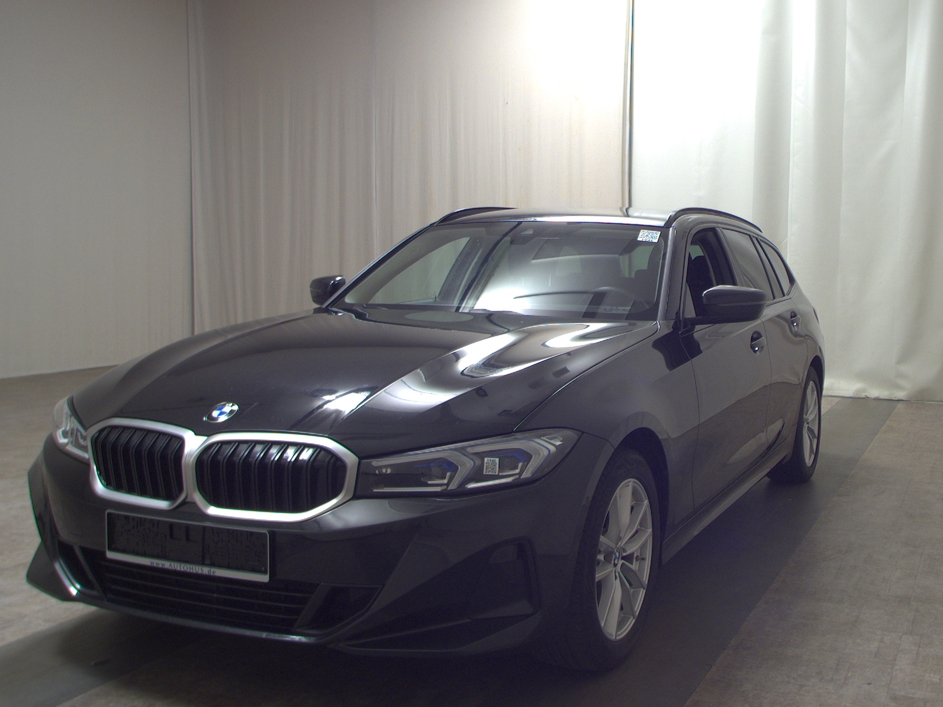 BMW 318iA Touring Navi LED Curved-Pro HuD RFK 2
