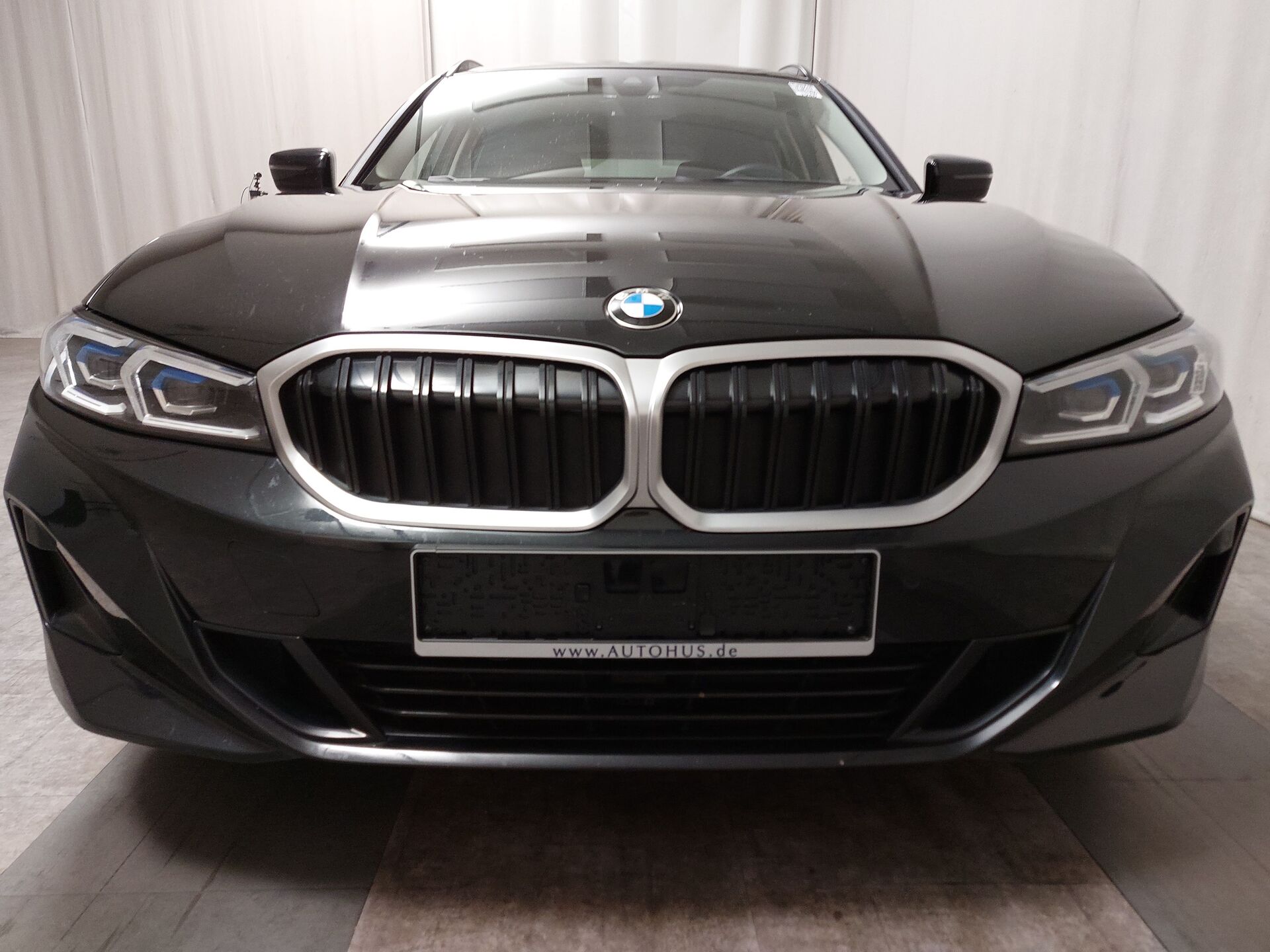 BMW 318iA Touring Navi LED Curved-Pro HuD RFK 5