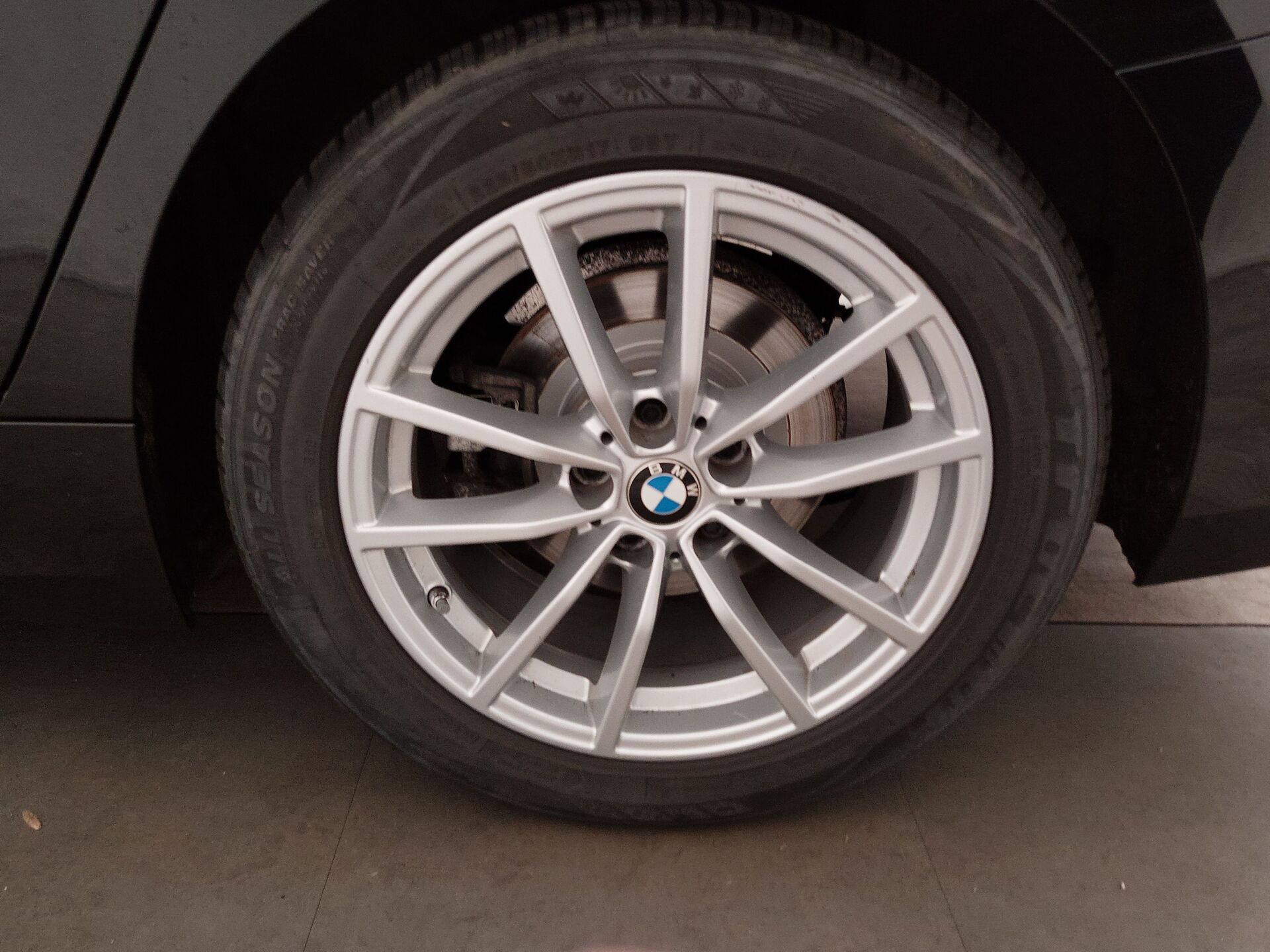 BMW 318iA Touring Navi LED Curved-Pro HuD RFK 10