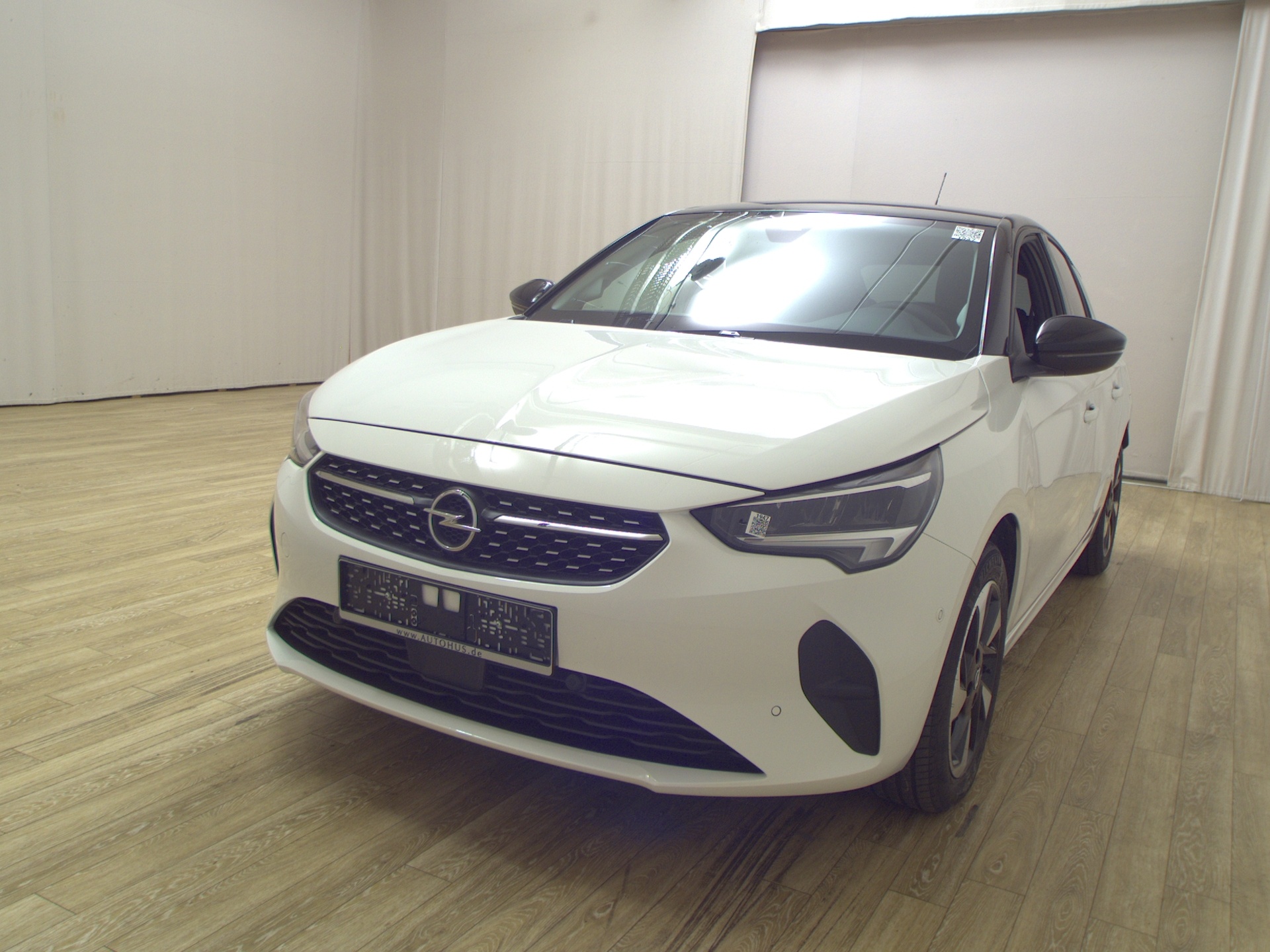 Opel Corsa-e Elegance KLIMAAUT LED SHZ RFK 180° 2