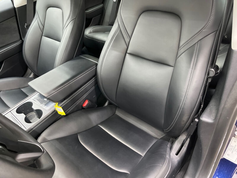 Tesla Model 3 Leder Navi LED 10