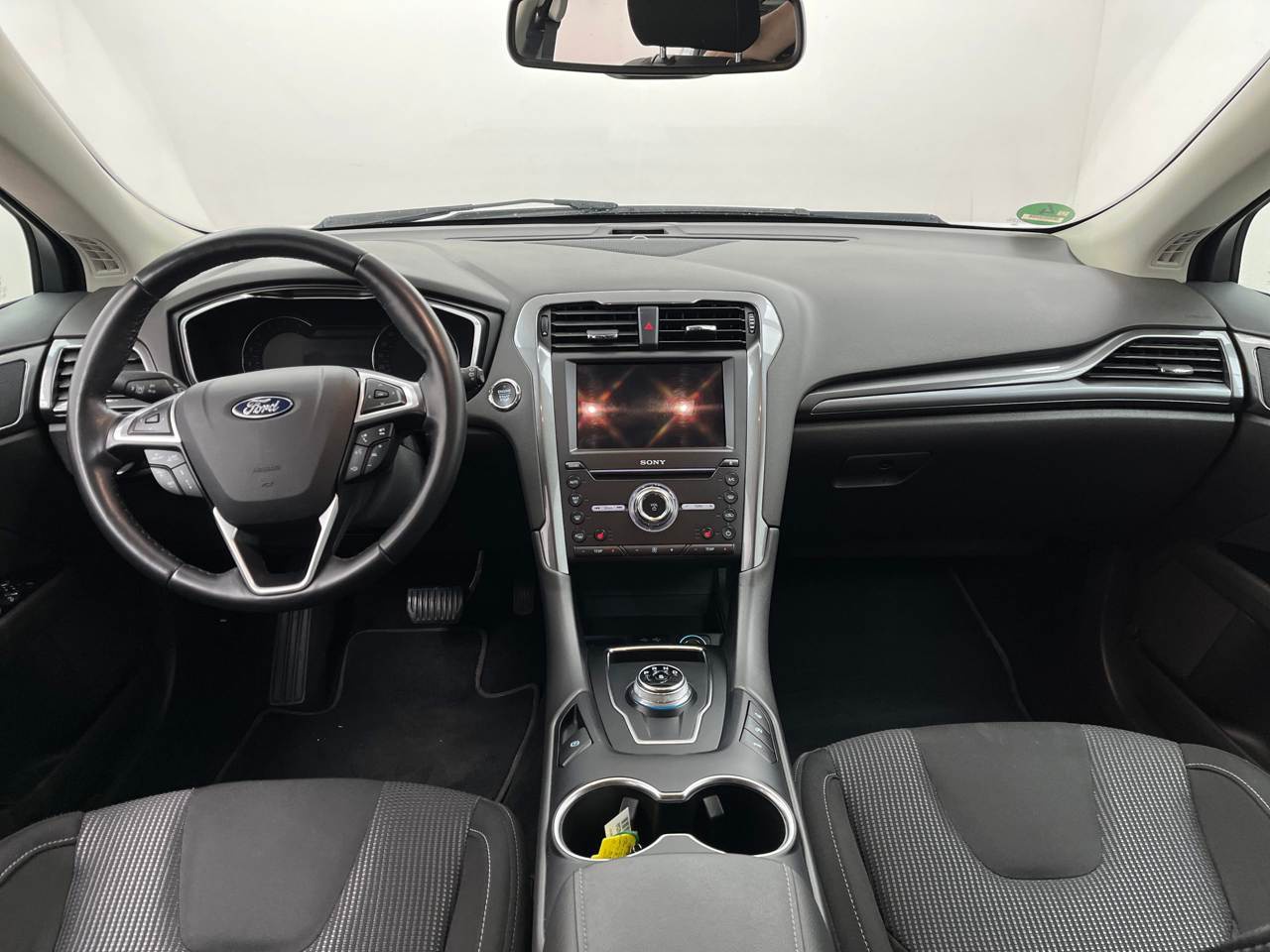 Ford Mondeo Turnier 2.0 EB Titanium NAVI LED SPORTSITZE SHZ PDC 5
