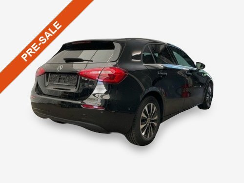 Mercedes-Benz A 200 d Style Navi MBUX Pano Leder Dist 3