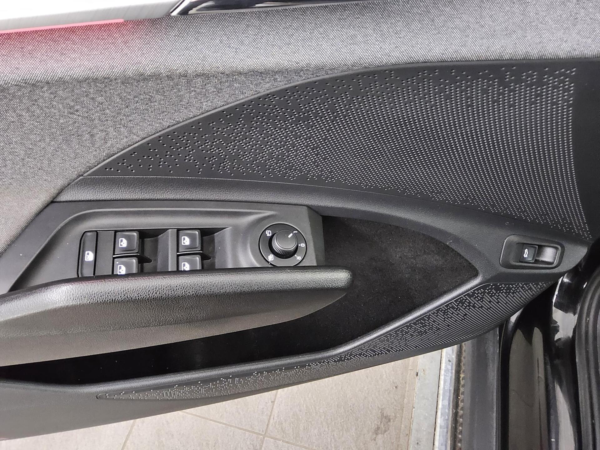 Skoda Enyaq iV 80 Loft T-Leder Navi LED 360° ACC 4xShz 10