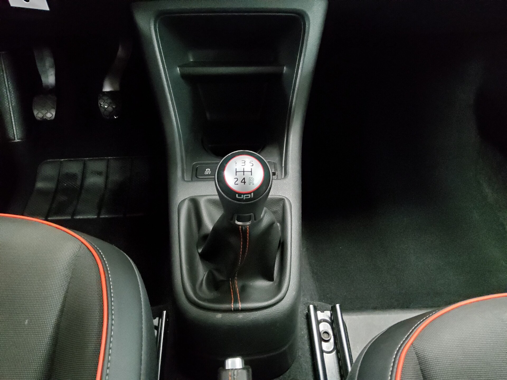 Volkswagen up! T-Leder Navi Shz Sound PDC Tempomat 6