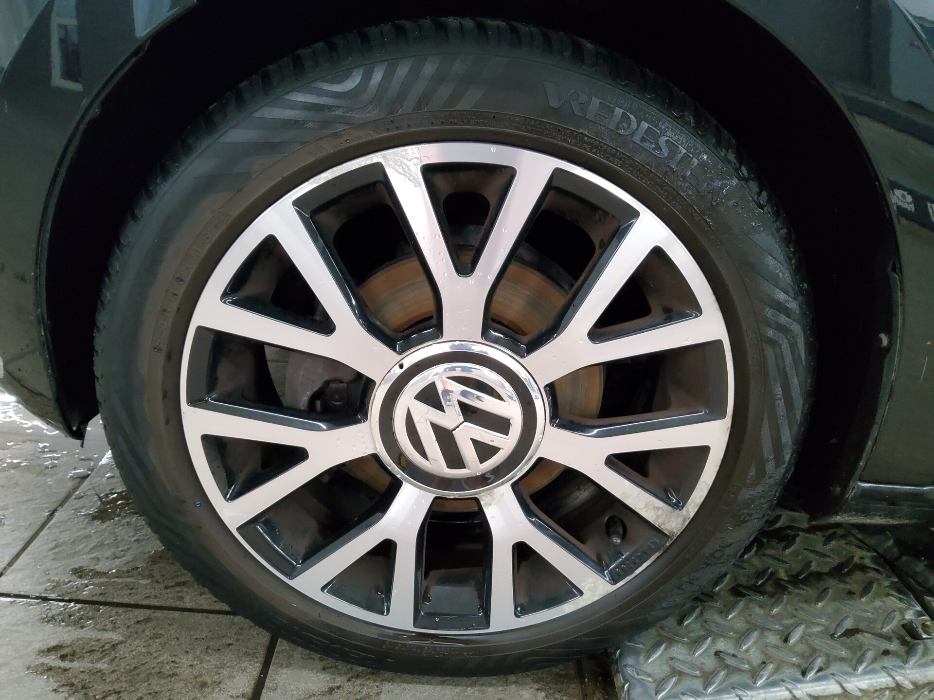 Volkswagen up! T-Leder Navi Shz Sound PDC Tempomat 10