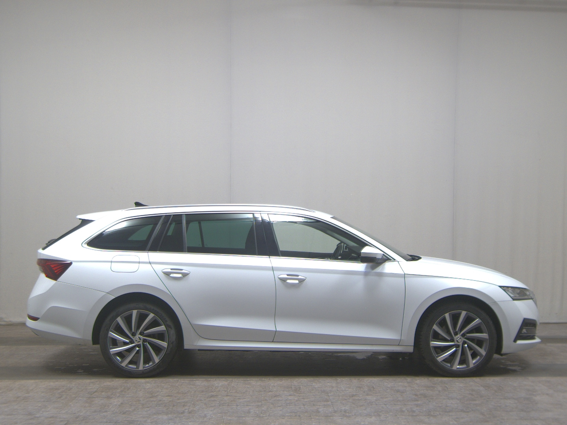 Skoda Octavia Kombi 1.4 TSI iV Style Navi LED Virtual