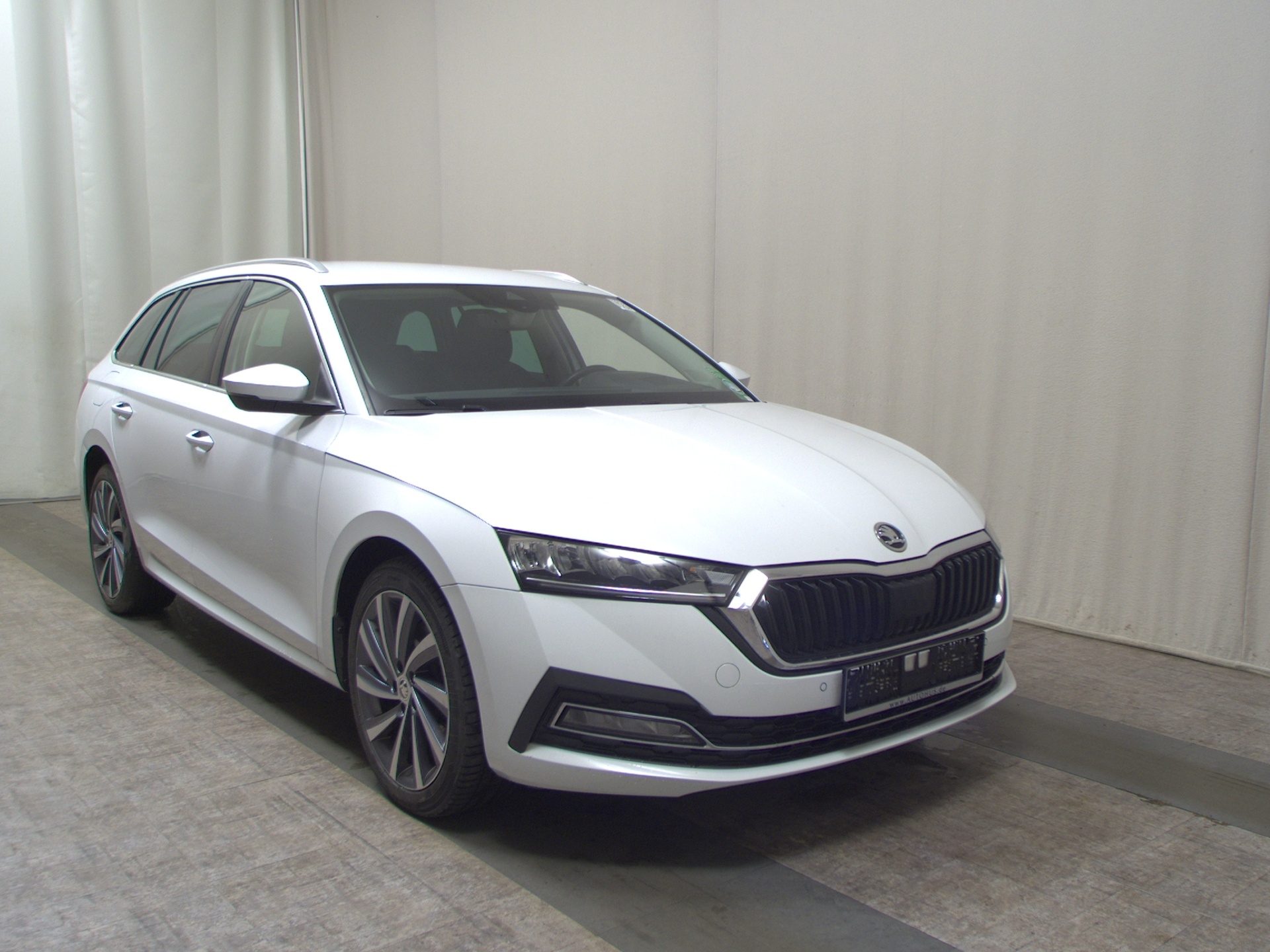 Skoda Octavia Kombi 1.4 TSI iV Style Navi LED Virtual 3
