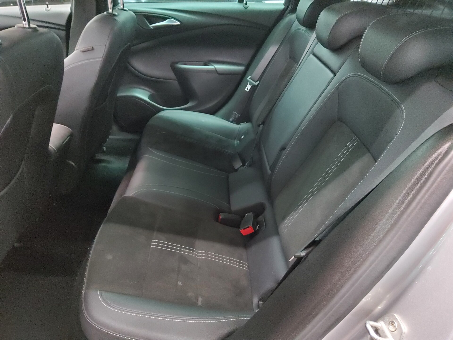 Opel Astra ST 1.5 D Elegance Navi LED GSD RFK AHK 13