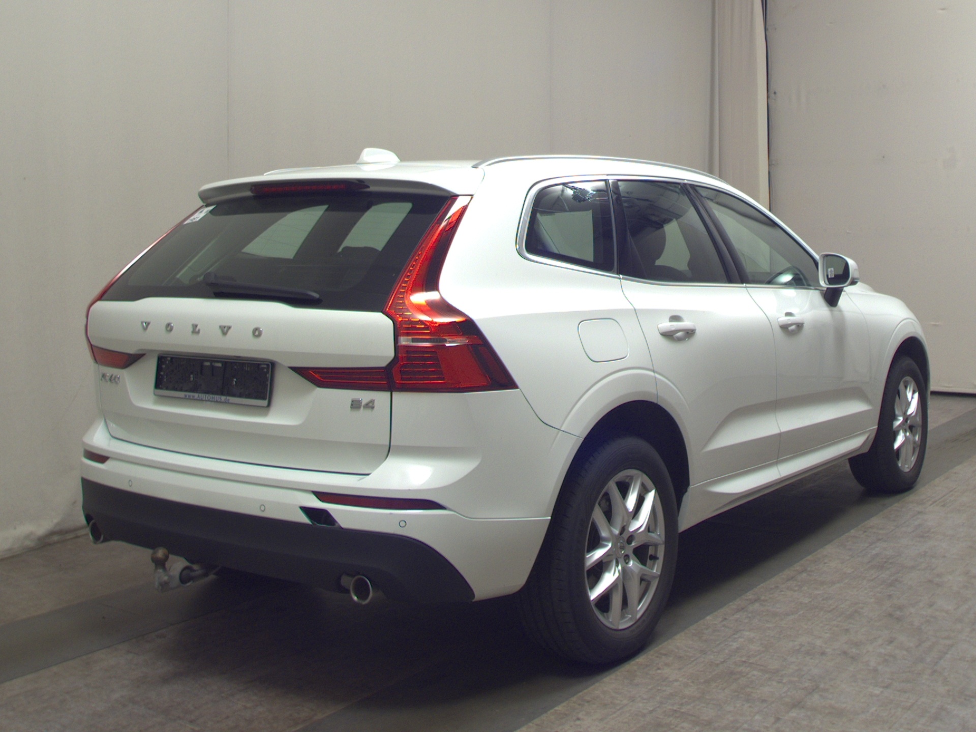 Volvo XC60 B4 Momentum Pro Navi LED H-K RFK AHK 4