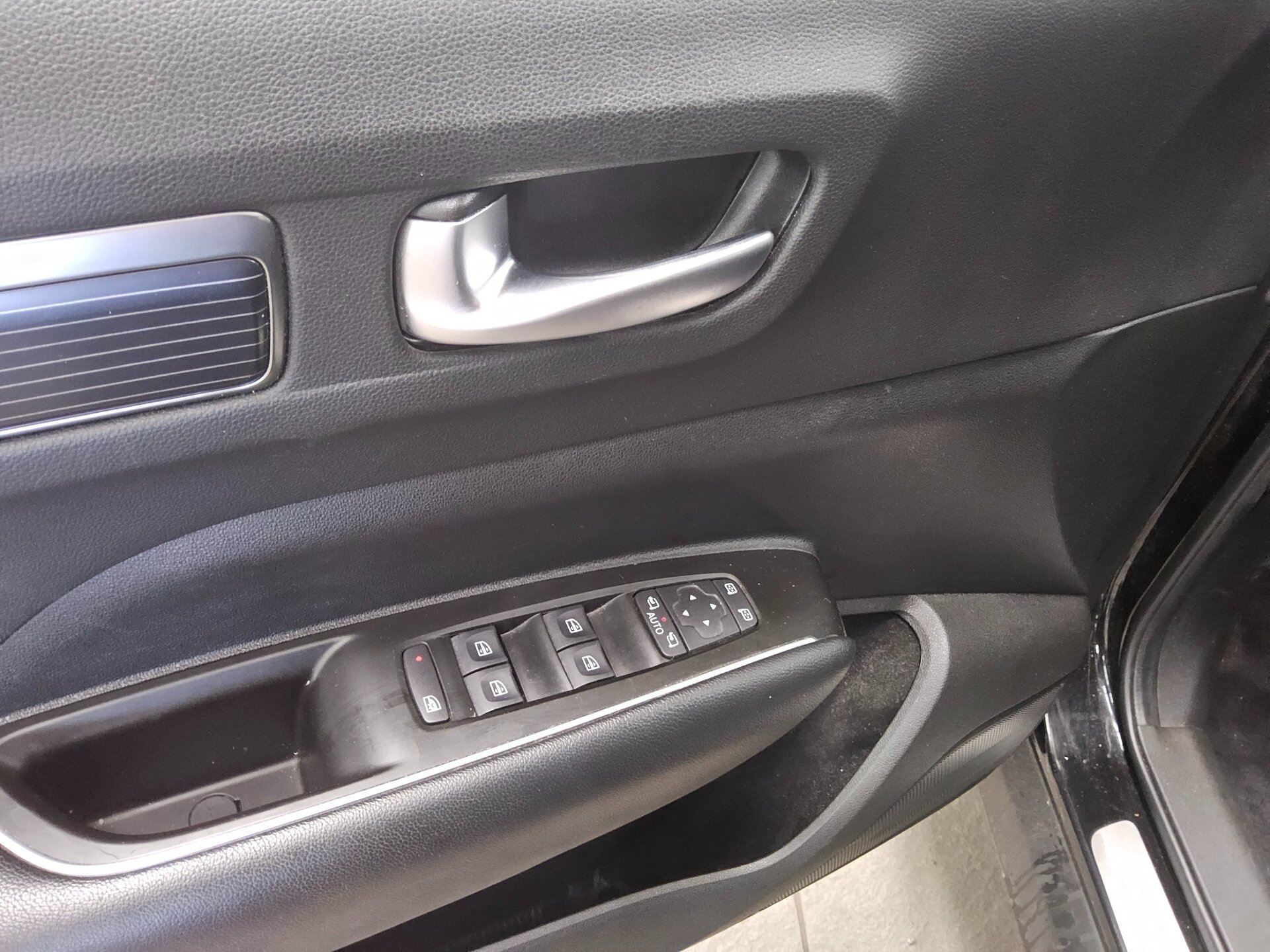 Renault Koleos 2.0 dCi Intens Navi LED T-Leder RFK Sound 9