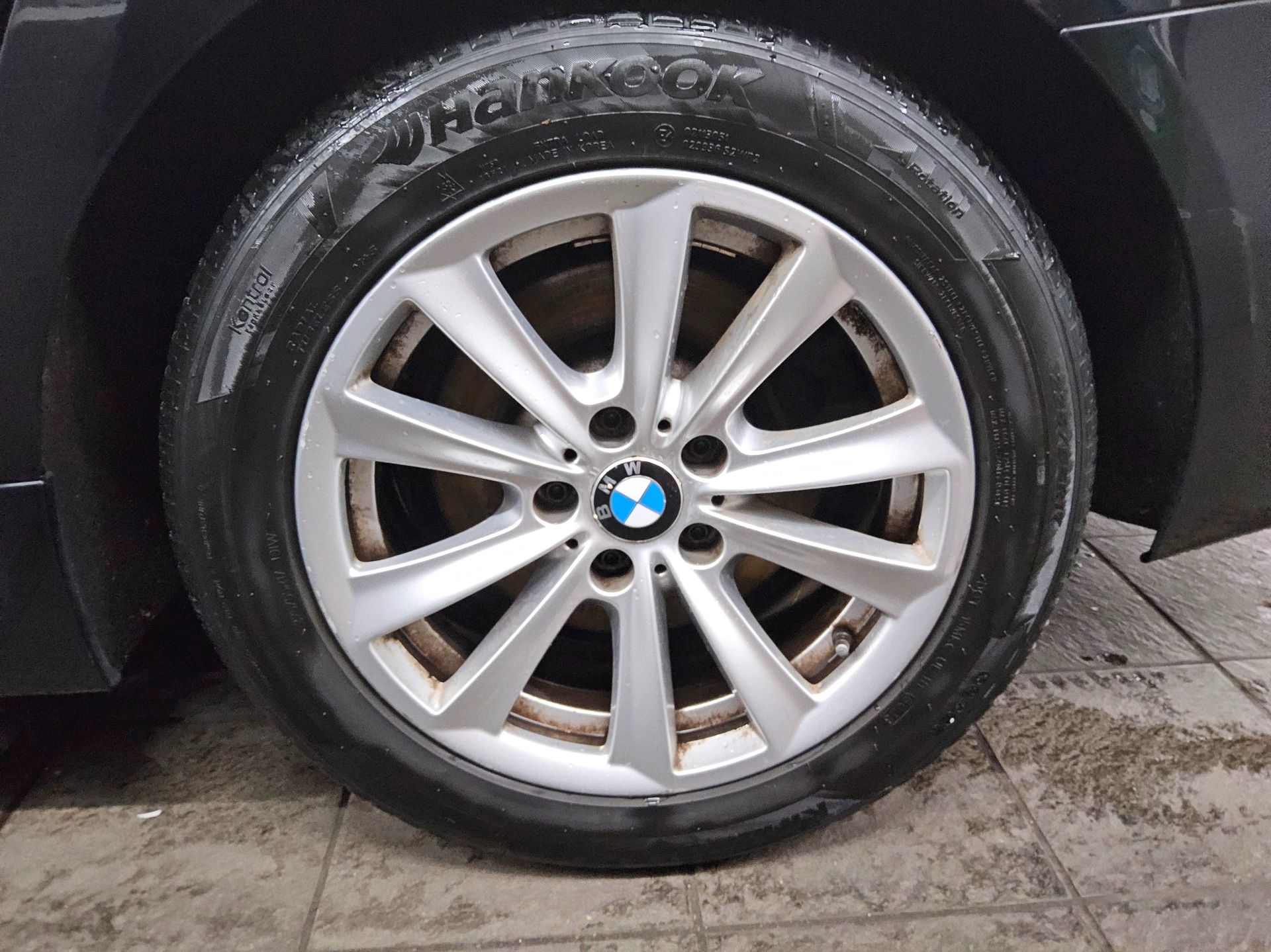BMW 520d Touring Navi Xenon PDC HiFi SHZ HU 05/27 10