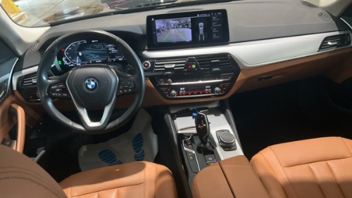BMW 530e Touring xDr Leder Navi LED LC prof. 5