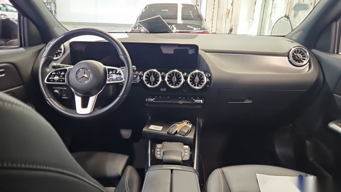 Mercedes-Benz EQA 250 Progressive Navi LED Shz T-Leder RFK 5