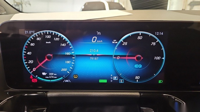 Mercedes-Benz EQA 250 Progressive Navi LED Shz T-Leder RFK 7