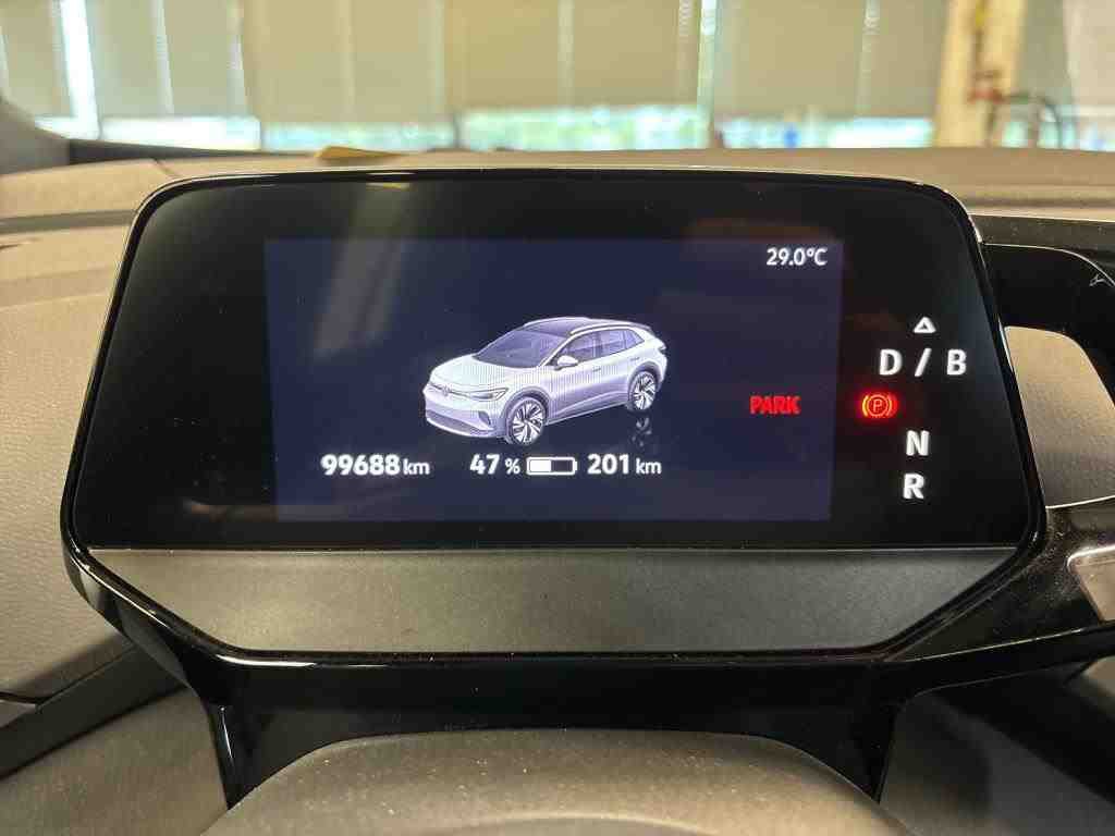 Volkswagen ID.4 NAVI LED SHZ PDC AHK 8