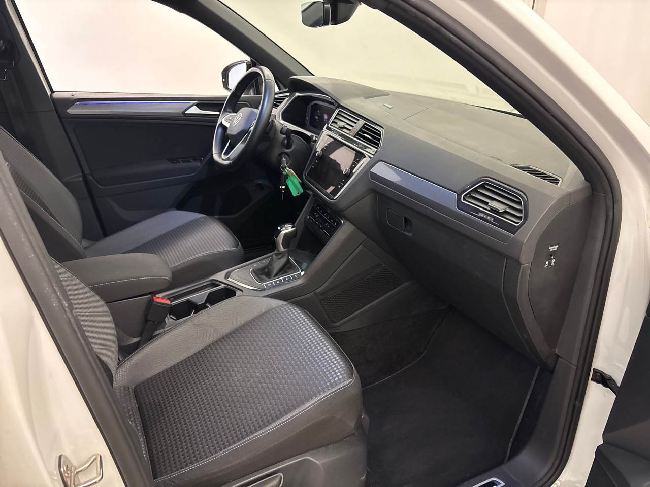 Volkswagen Tiguan 1.4 TSI eHybrid Active NAVI KLIMAAUT LED SHZ HUD 7