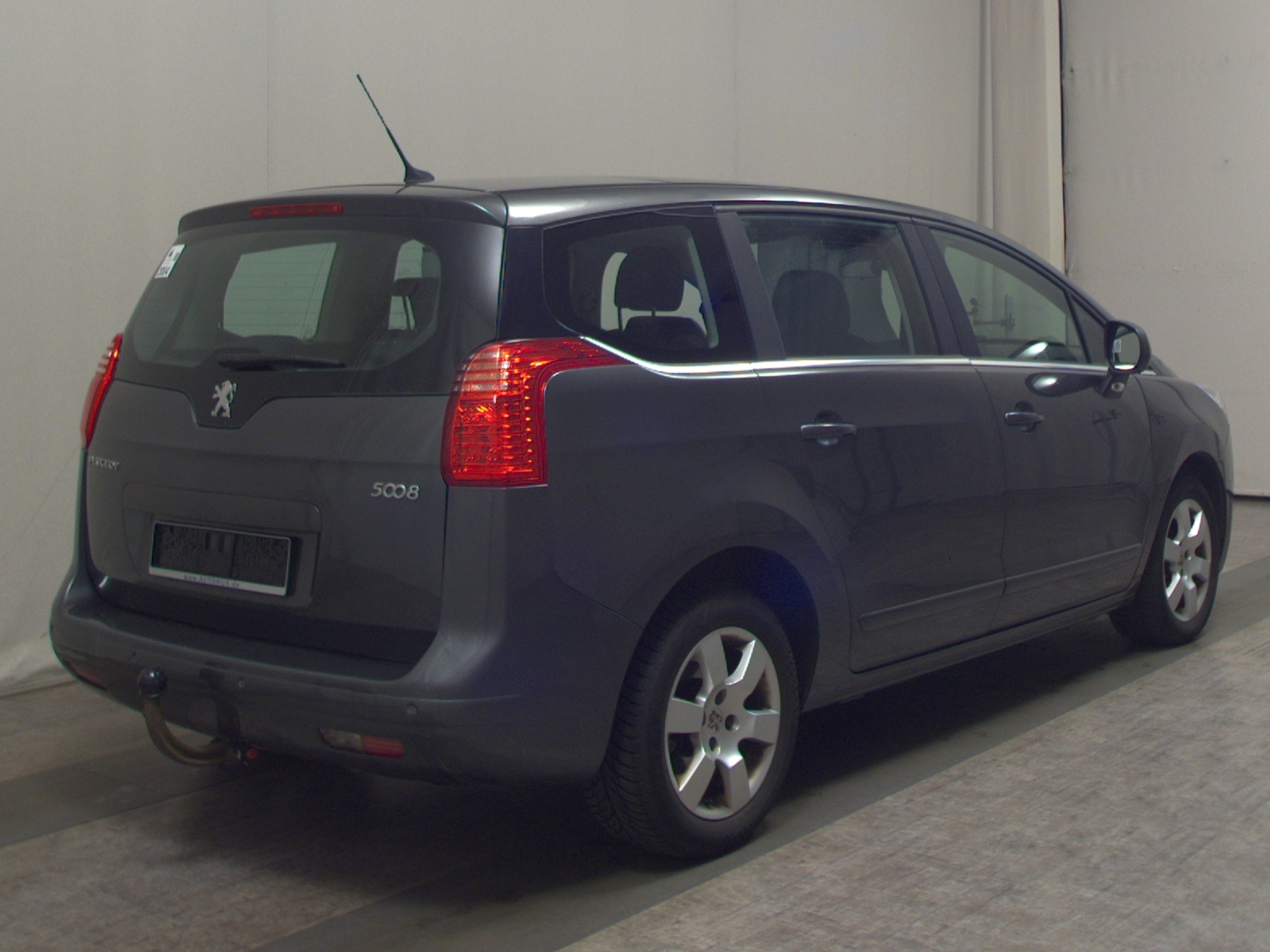 Peugeot 5008 1.6 HDi Active 7-Sitzer Pano AHK 4