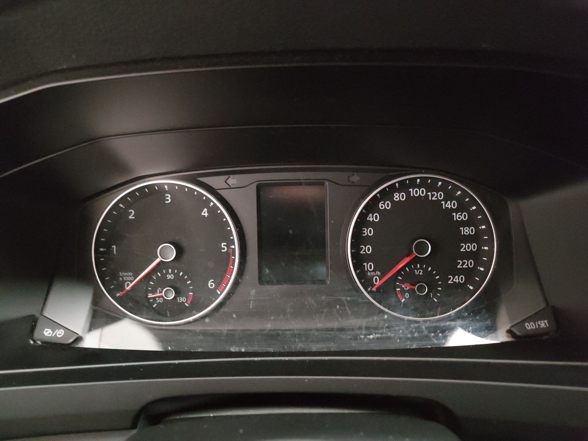 Volkswagen T6 Transporter NAVI KLIMAAUT SHZ PDC AHK 17