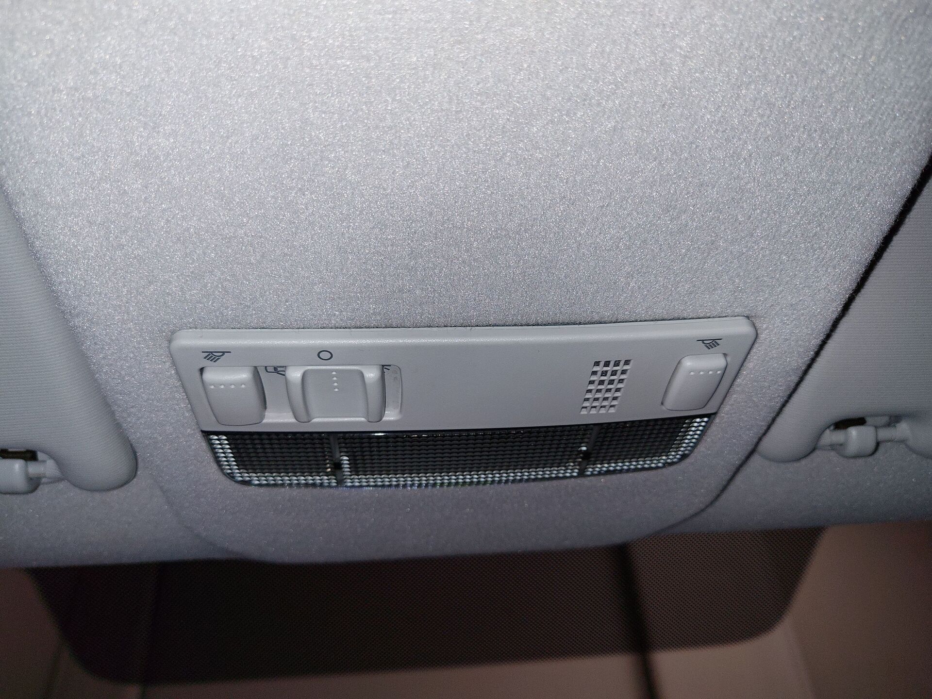 Volkswagen T6 Transporter NAVI KLIMAAUT SHZ PDC AHK 16