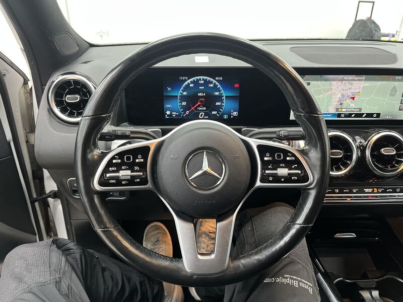 Mercedes-Benz GLB 200 d Progressive Navi LED 6