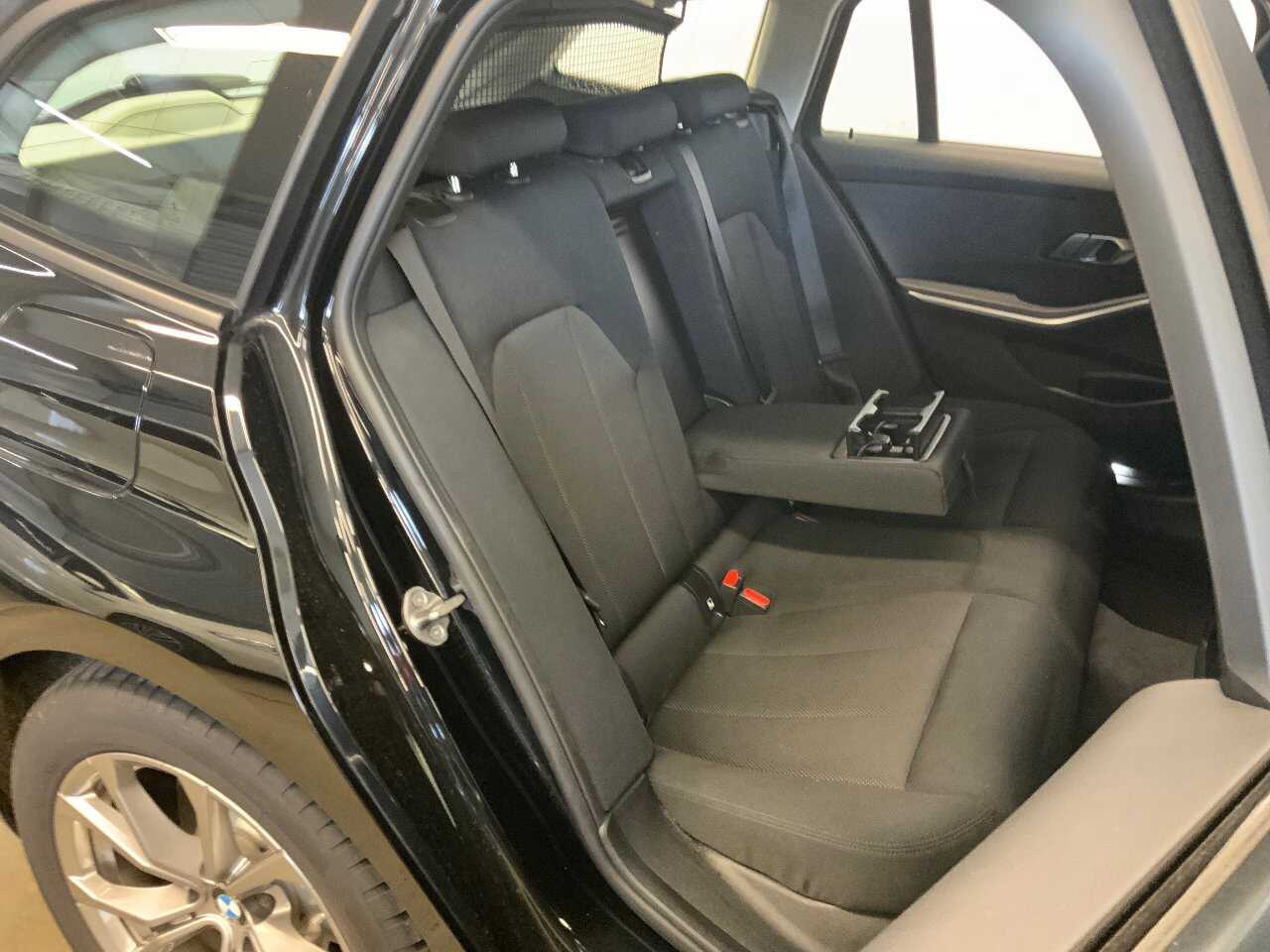 BMW 320e Touring Navi LED LC-Pro PDC HIFI 8