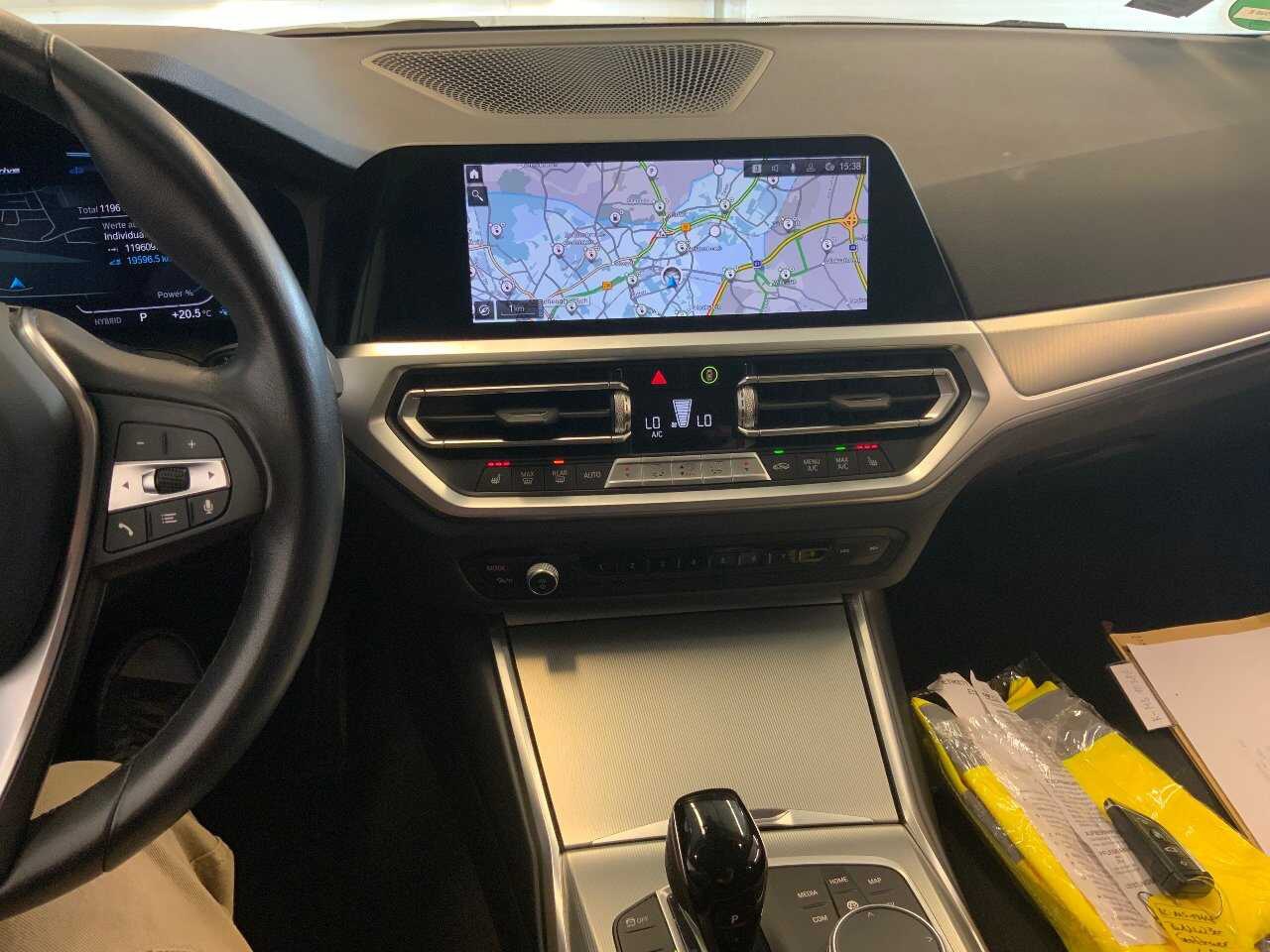 BMW 320e Touring Navi LED LC-Pro PDC HIFI 11