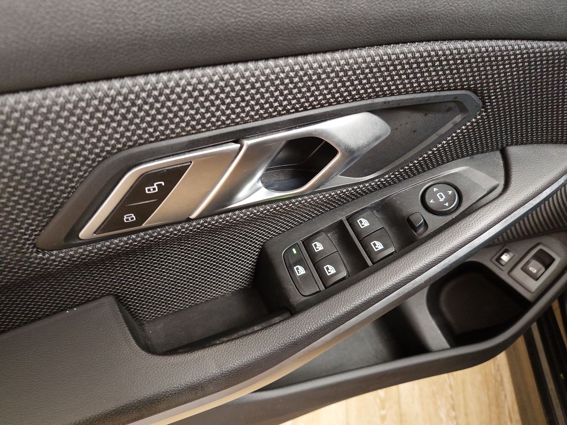BMW 320 Touring Navi LED LC-Pro ACC PDC 14