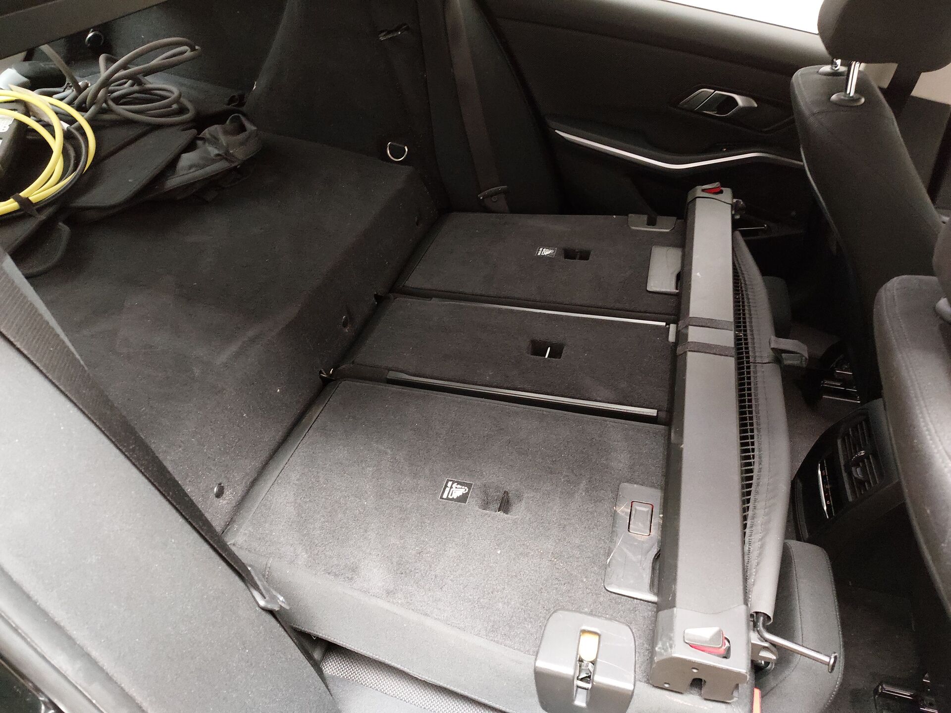 BMW 320 Touring Navi LED LC-Pro ACC PDC 18