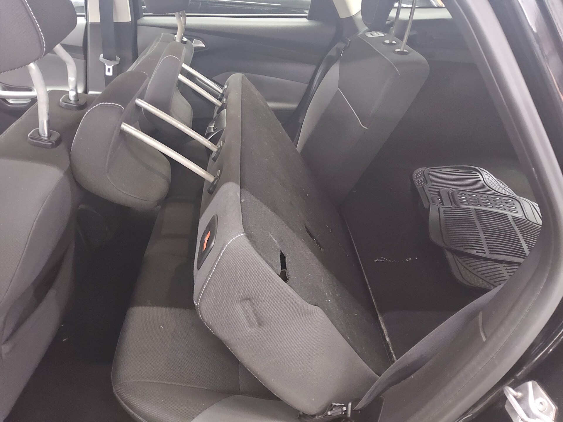 Ford Focus Turnier 1.6 TI-VCT Trend Navi Shz BT Klima 12