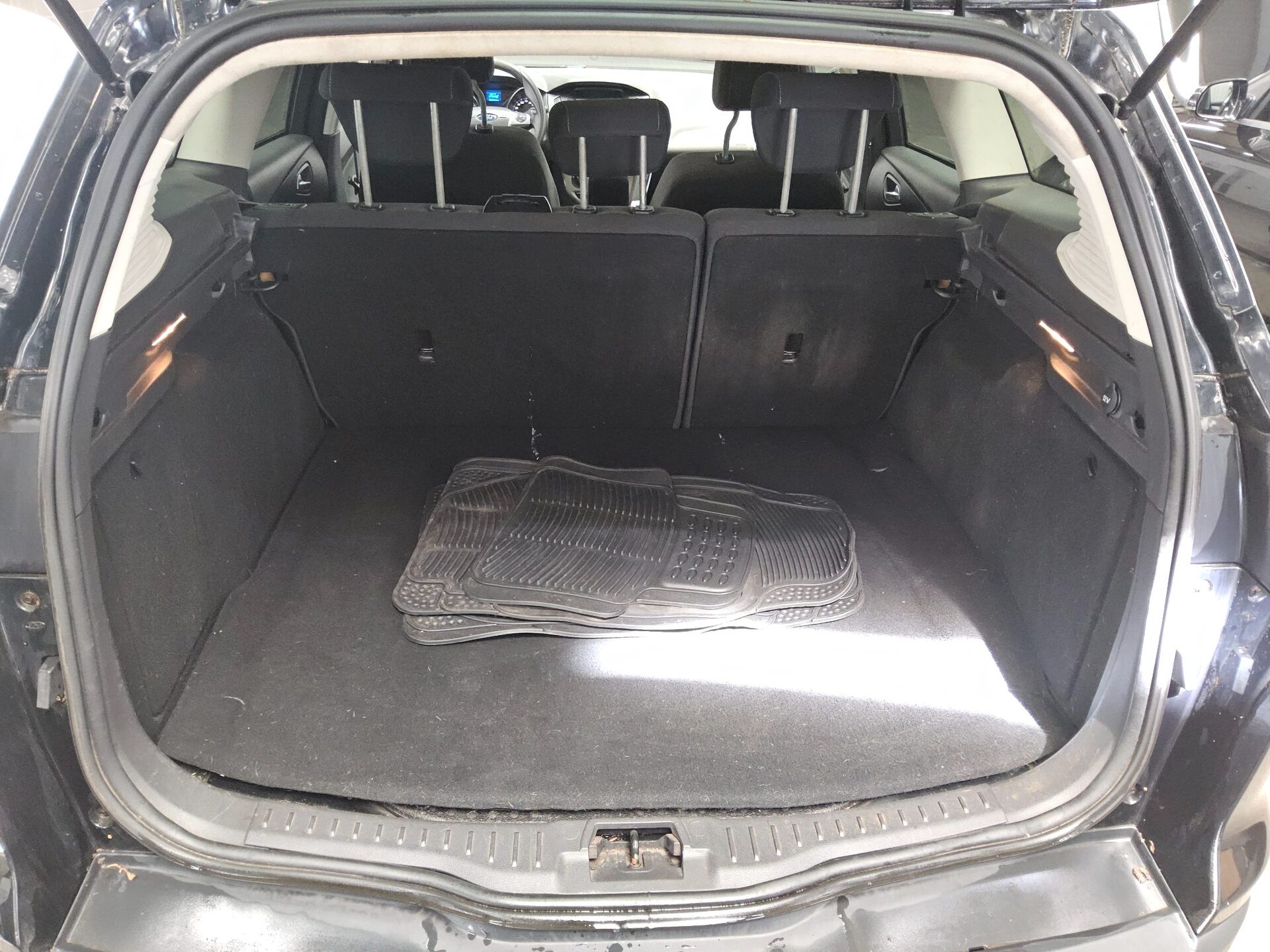 Ford Focus Turnier 1.6 TI-VCT Trend Navi Shz BT Klima 11